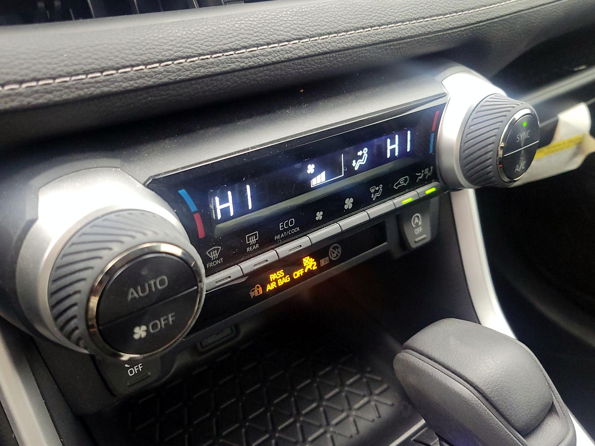 Thumbnail: 2023 Toyota RAV4 - 16