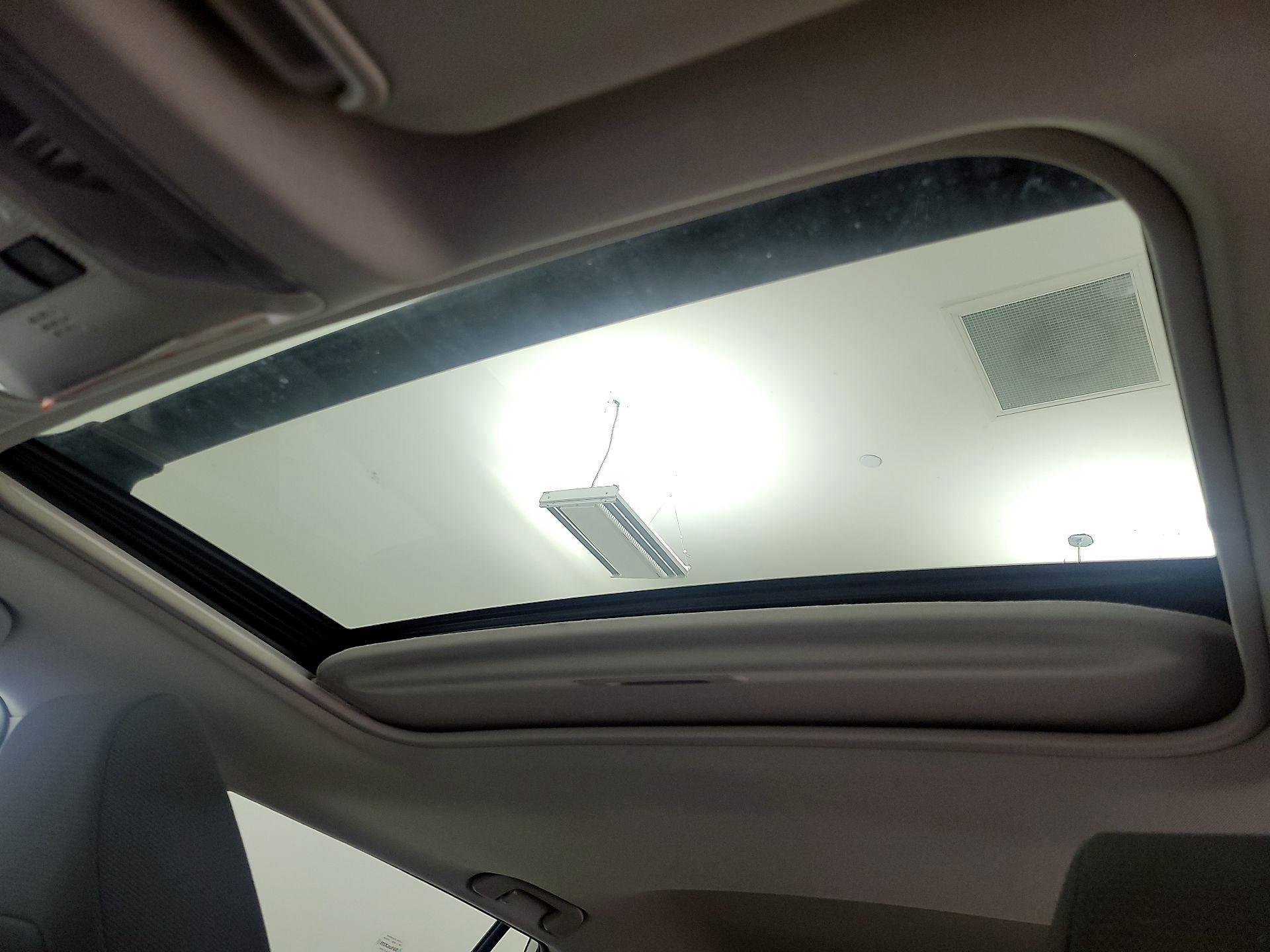 Thumbnail: 2023 Toyota RAV4 - 19