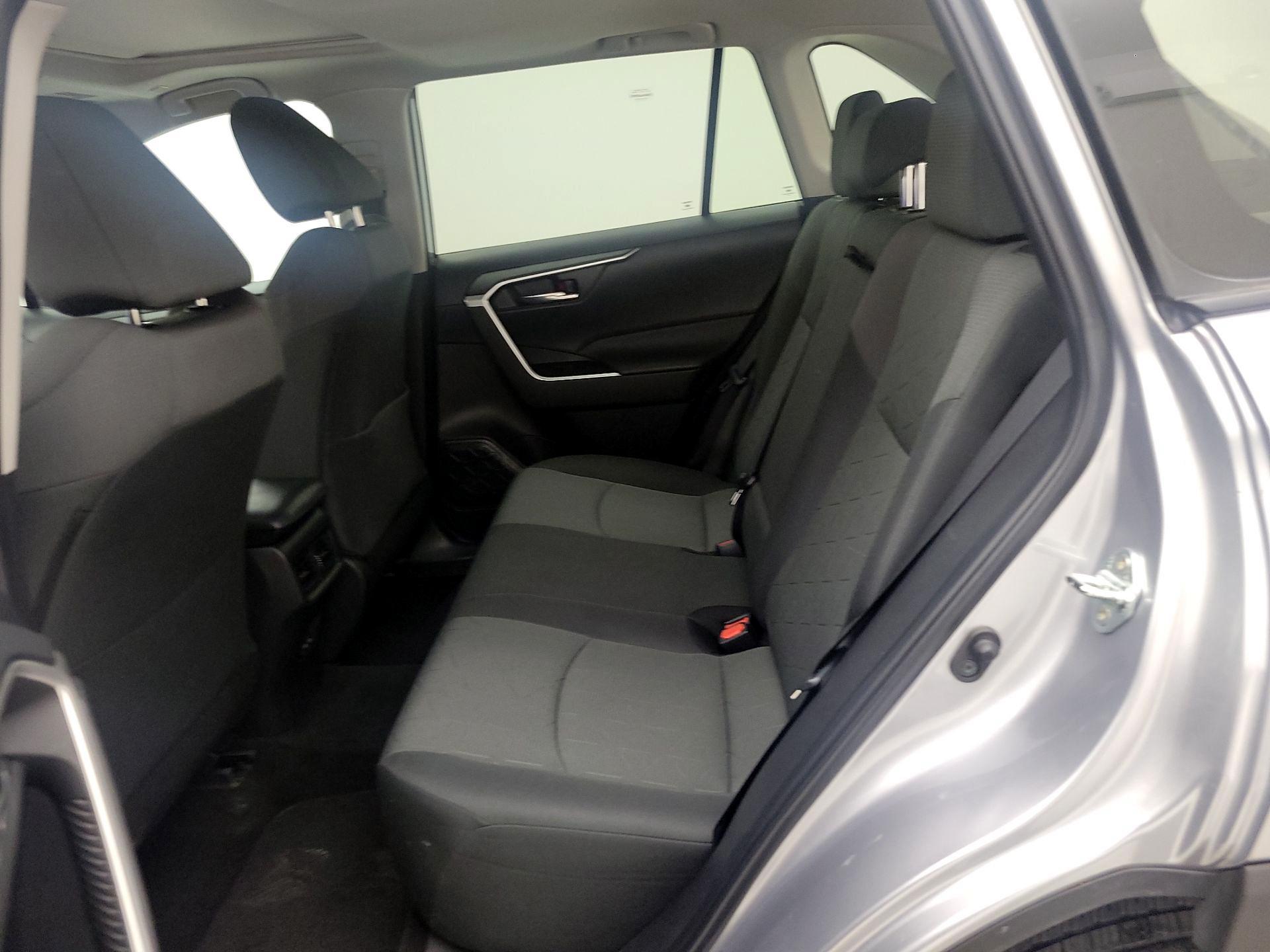 Thumbnail: 2023 Toyota RAV4 - 20