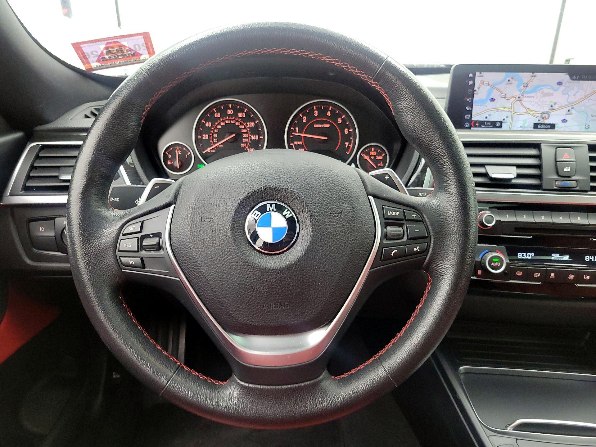 Thumbnail: 2018 BMW 3 Series - 10