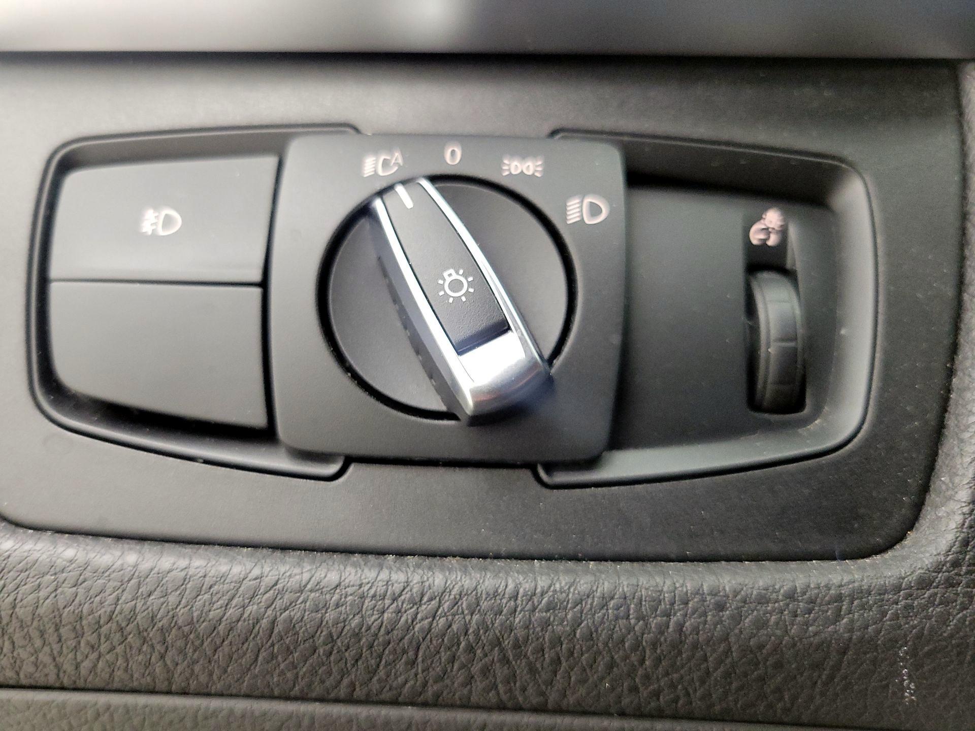 Thumbnail: 2018 BMW 3 Series - 13