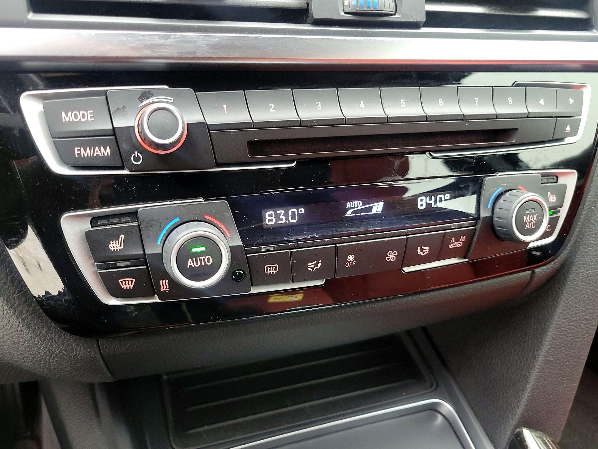 Thumbnail: 2018 BMW 3 Series - 17