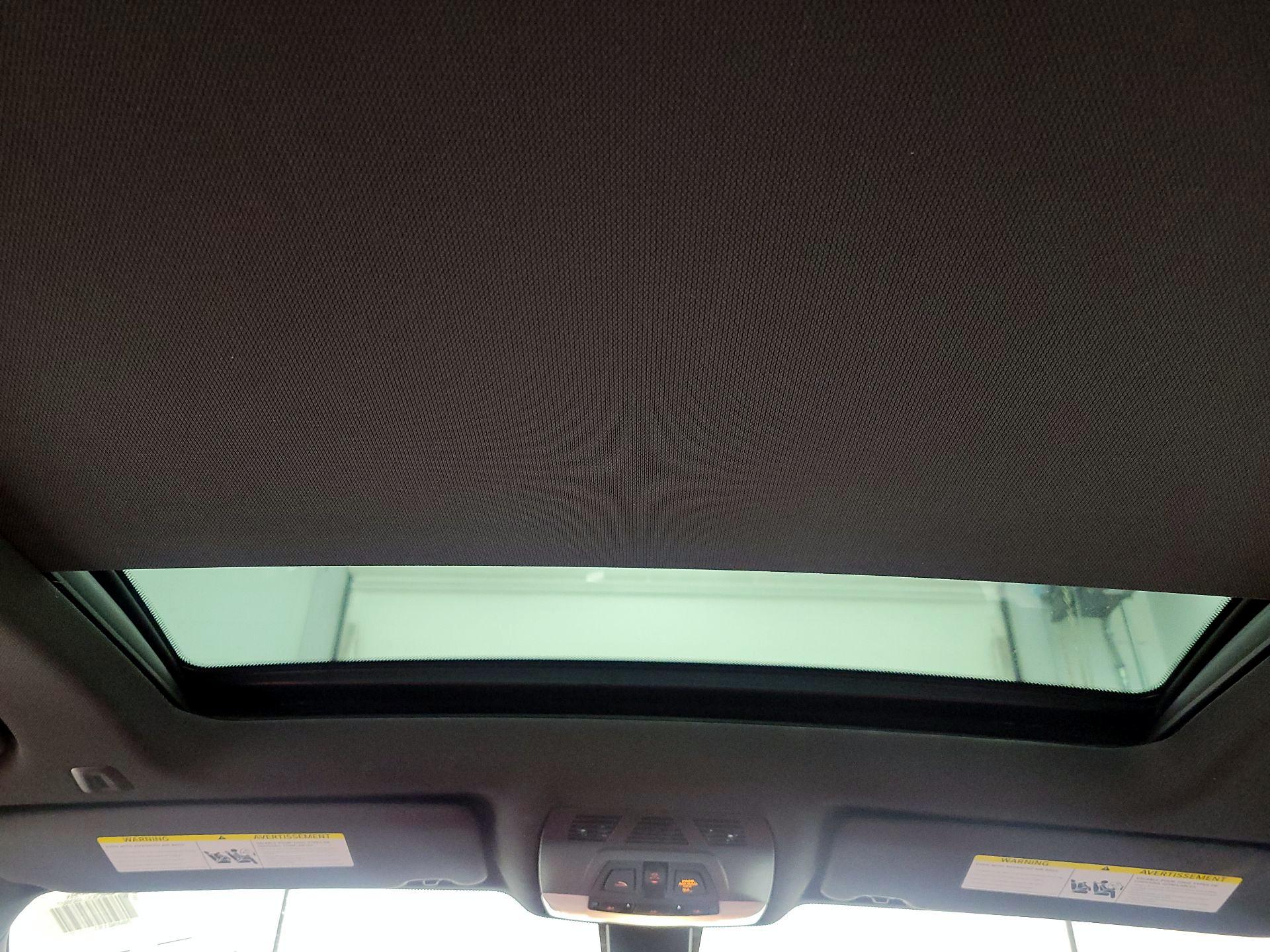 Thumbnail: 2018 BMW 3 Series - 20