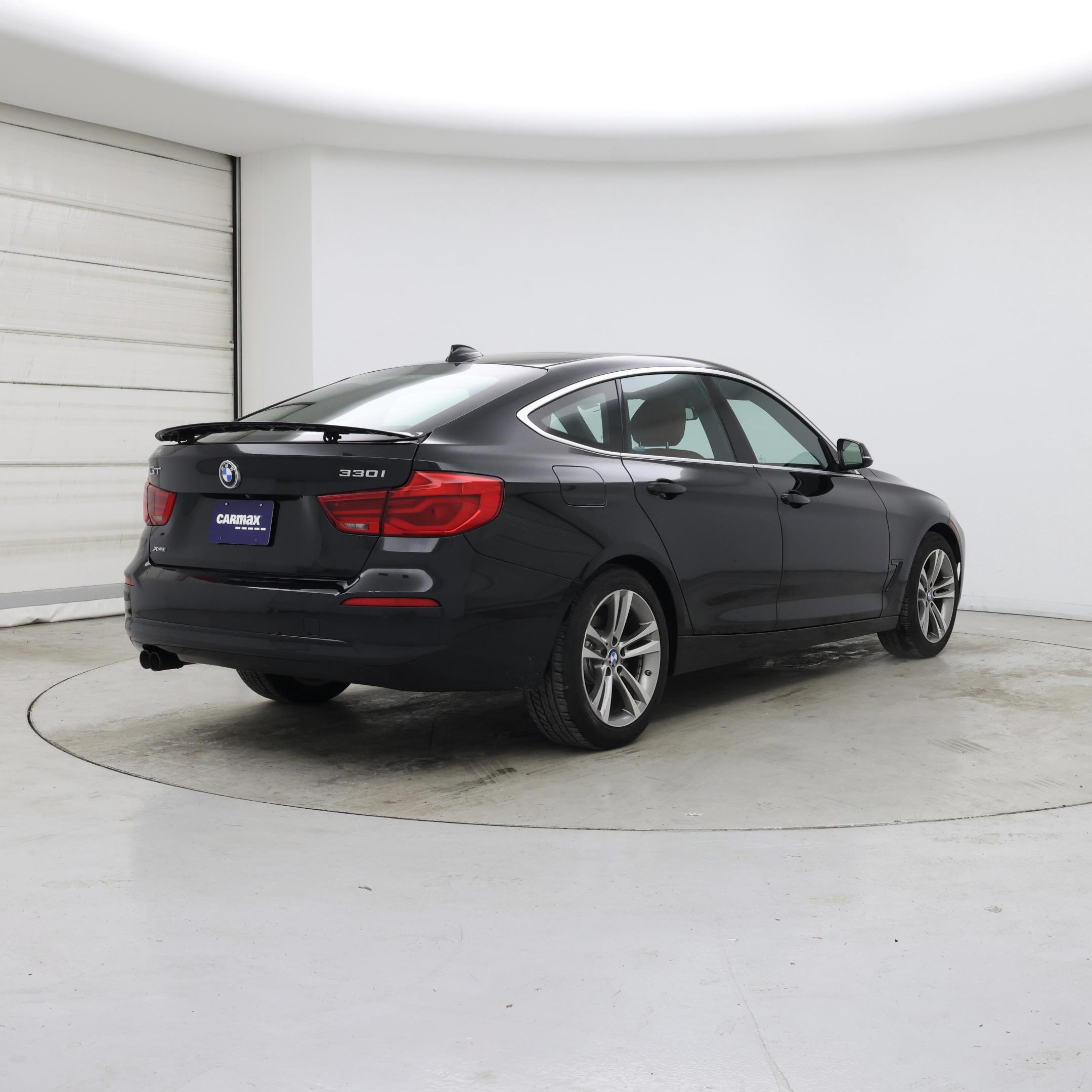 Thumbnail: 2018 BMW 3 Series - 8