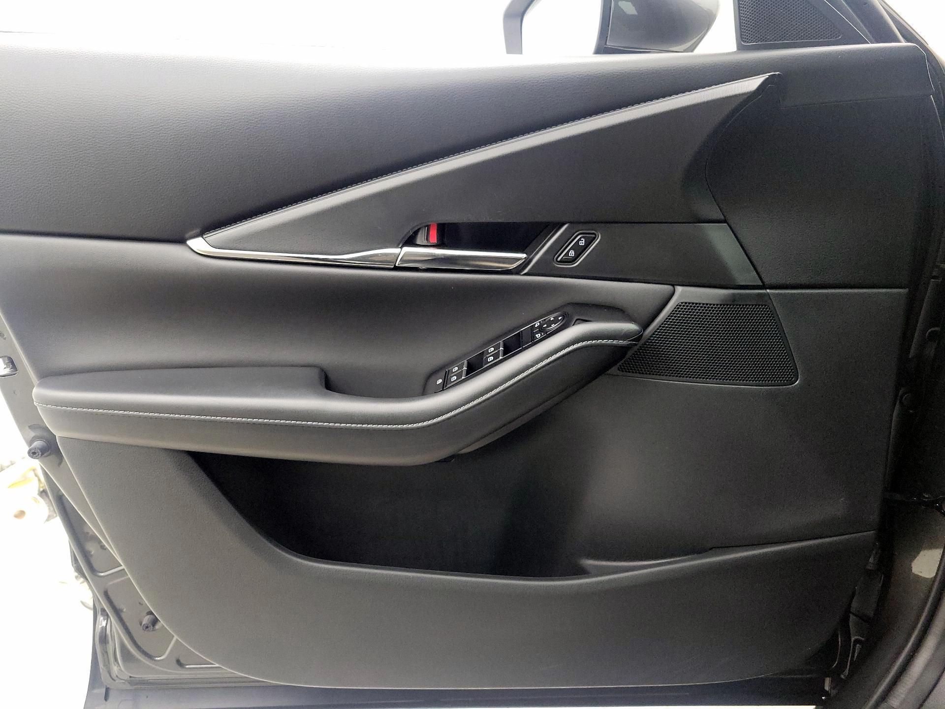 Thumbnail: 2023 Mazda CX-30 - 12