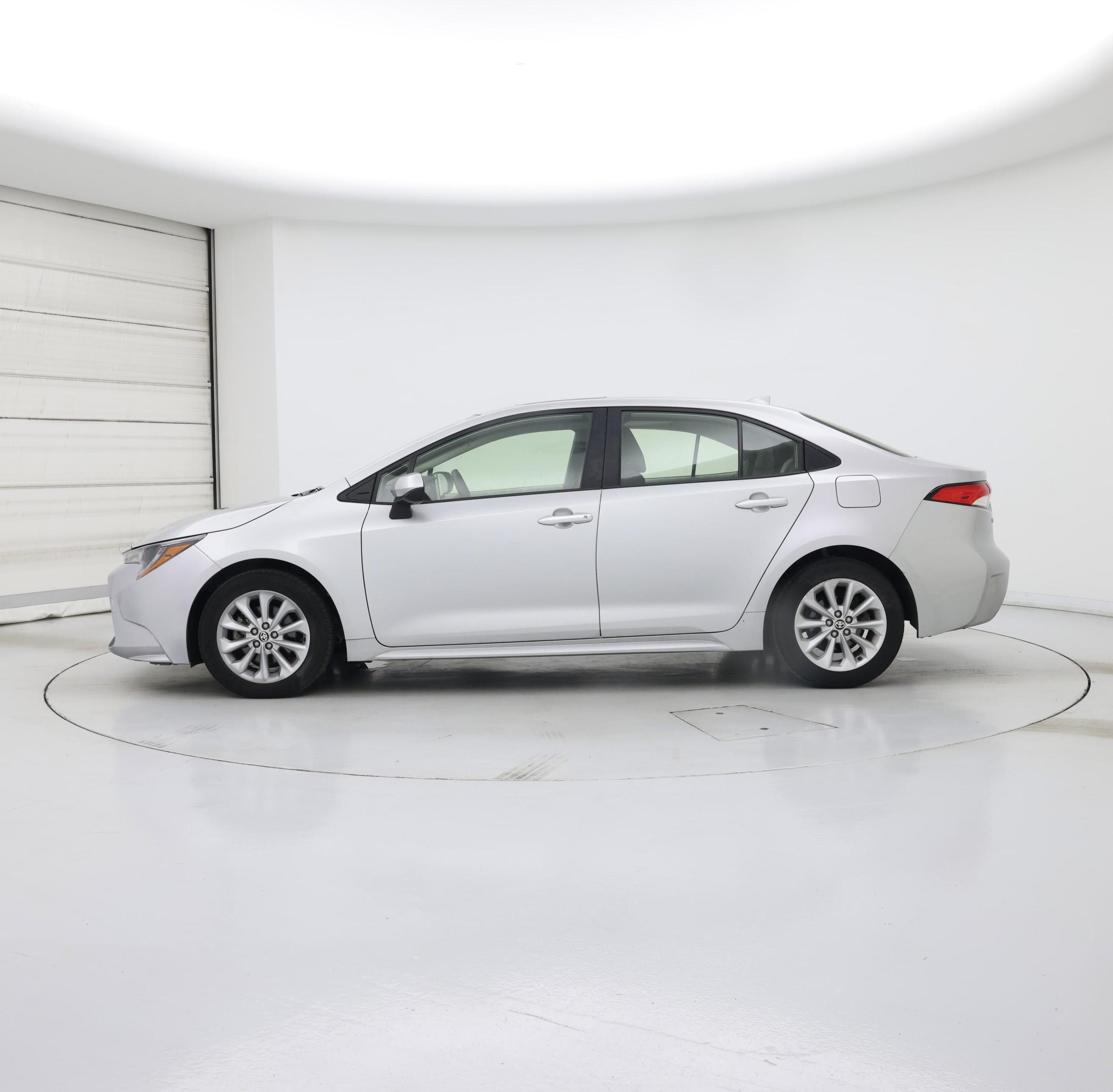 Thumbnail: 2020 Toyota Corolla - 3