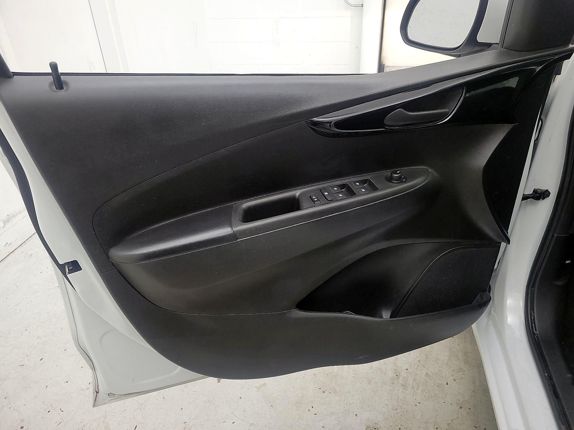 Thumbnail: 2020 Chevrolet Spark - 12