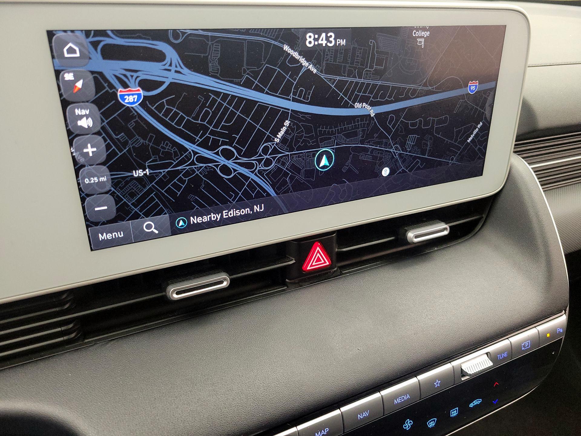 Thumbnail: 2023 Hyundai Ioniq 5 - 14