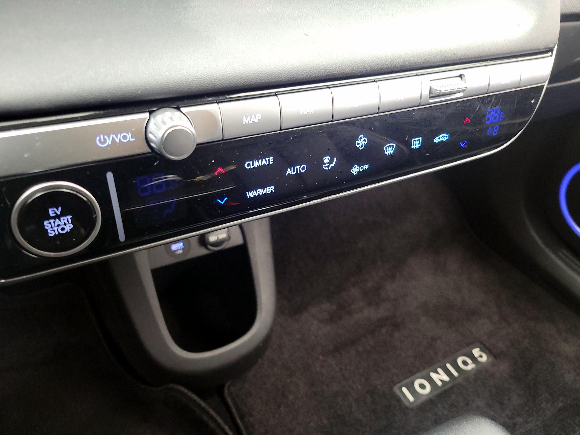 Thumbnail: 2023 Hyundai Ioniq 5 - 17