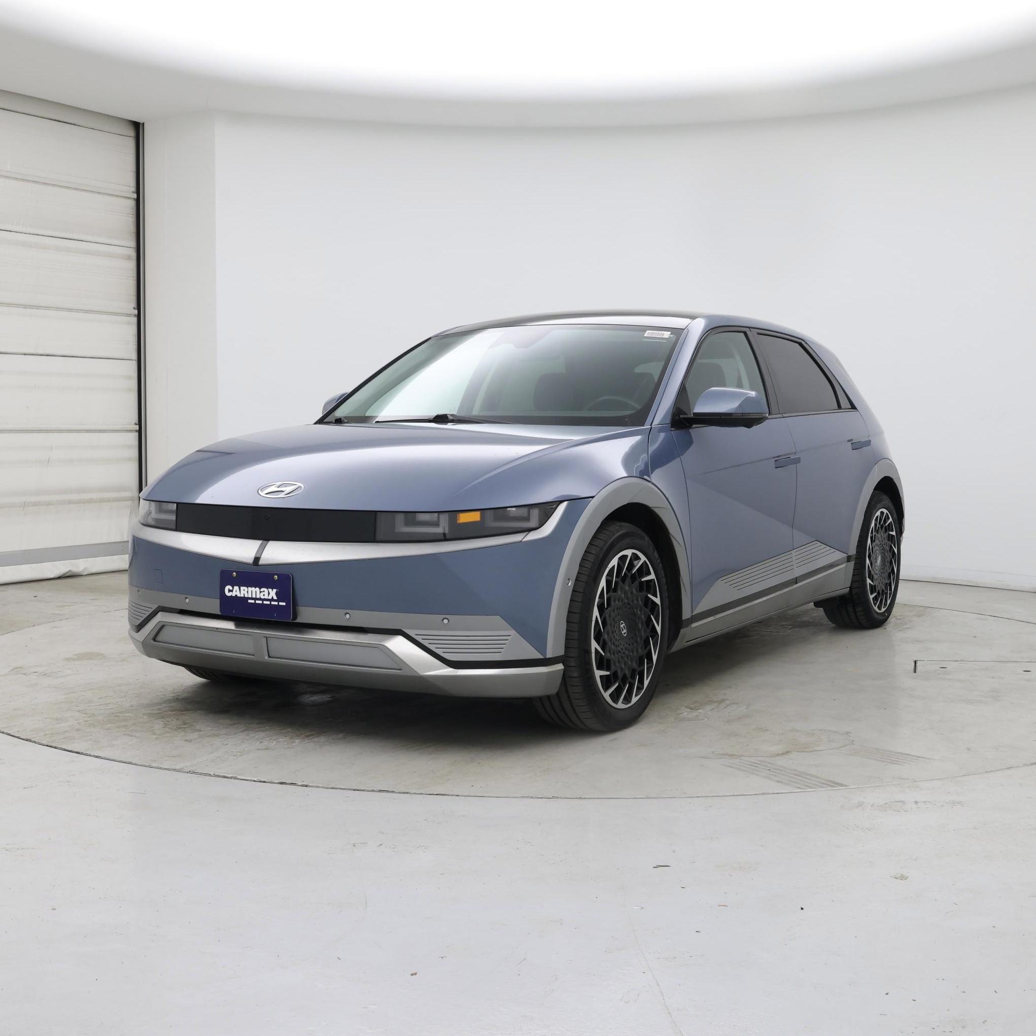 Thumbnail: 2023 Hyundai Ioniq 5 - 4