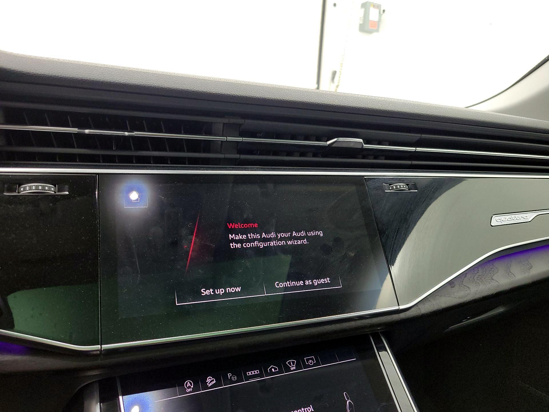 Thumbnail: 2023 Audi Q8 - 15