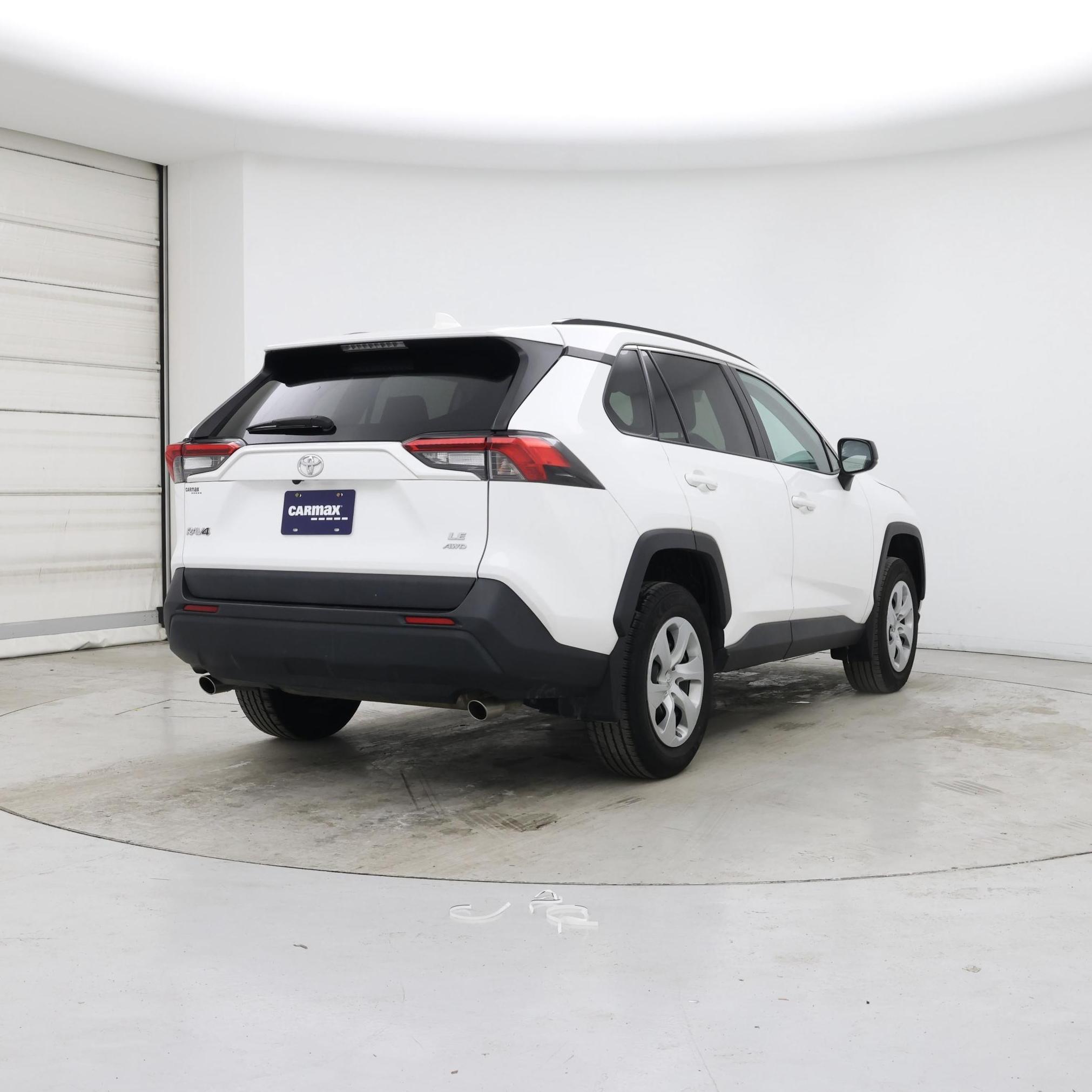 Thumbnail: 2020 Toyota RAV4 - 8