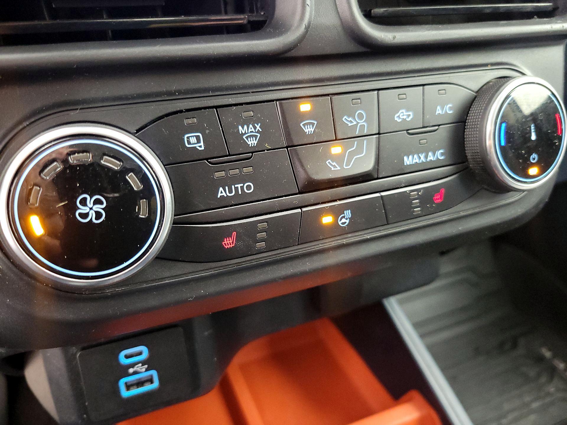 Thumbnail: 2022 Ford Maverick - 16