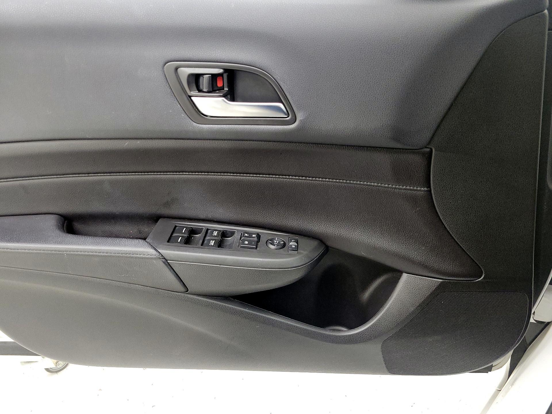 Thumbnail: 2021 Acura ILX - 12