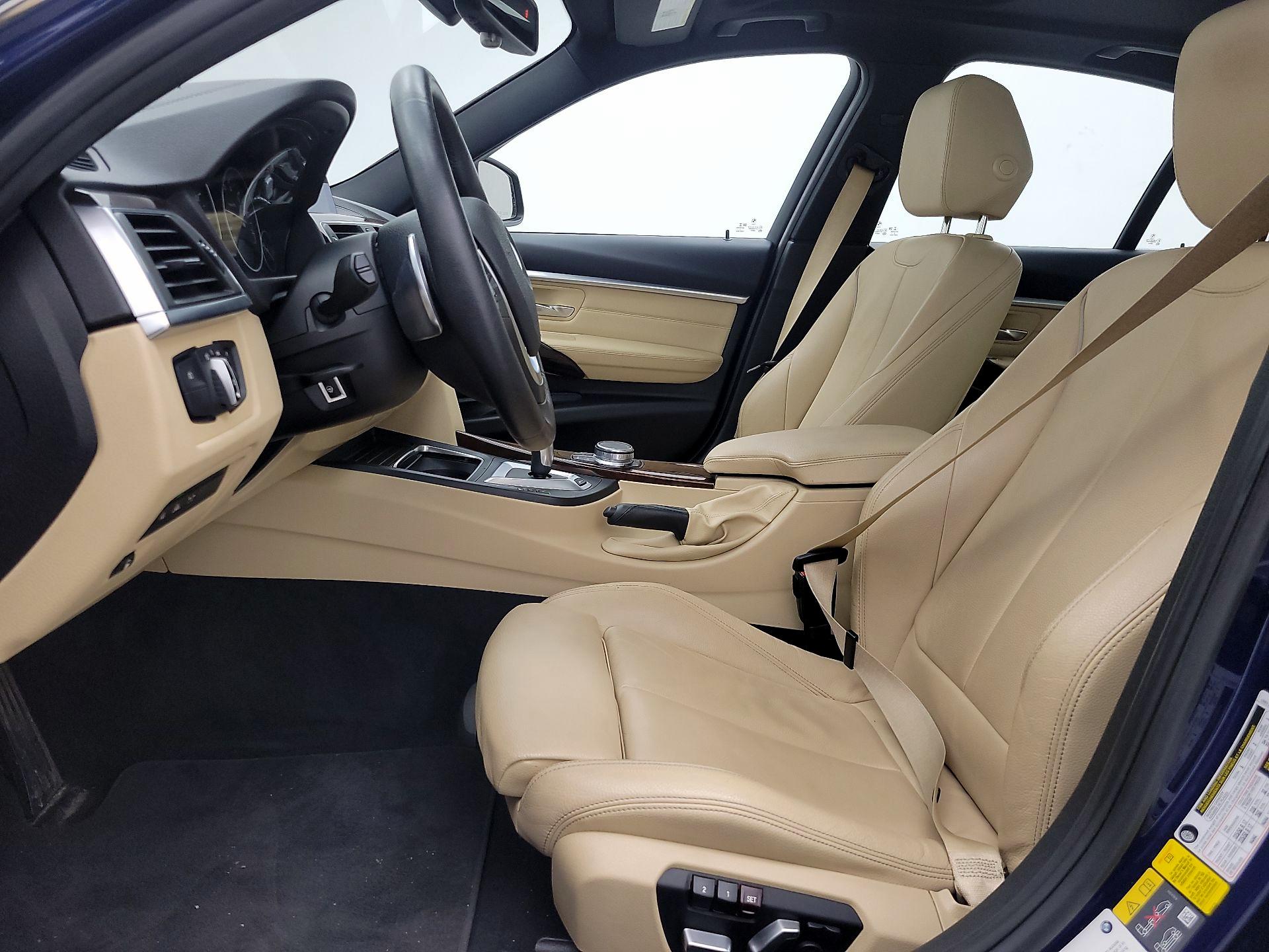 Thumbnail: 2018 BMW 3 Series - 20