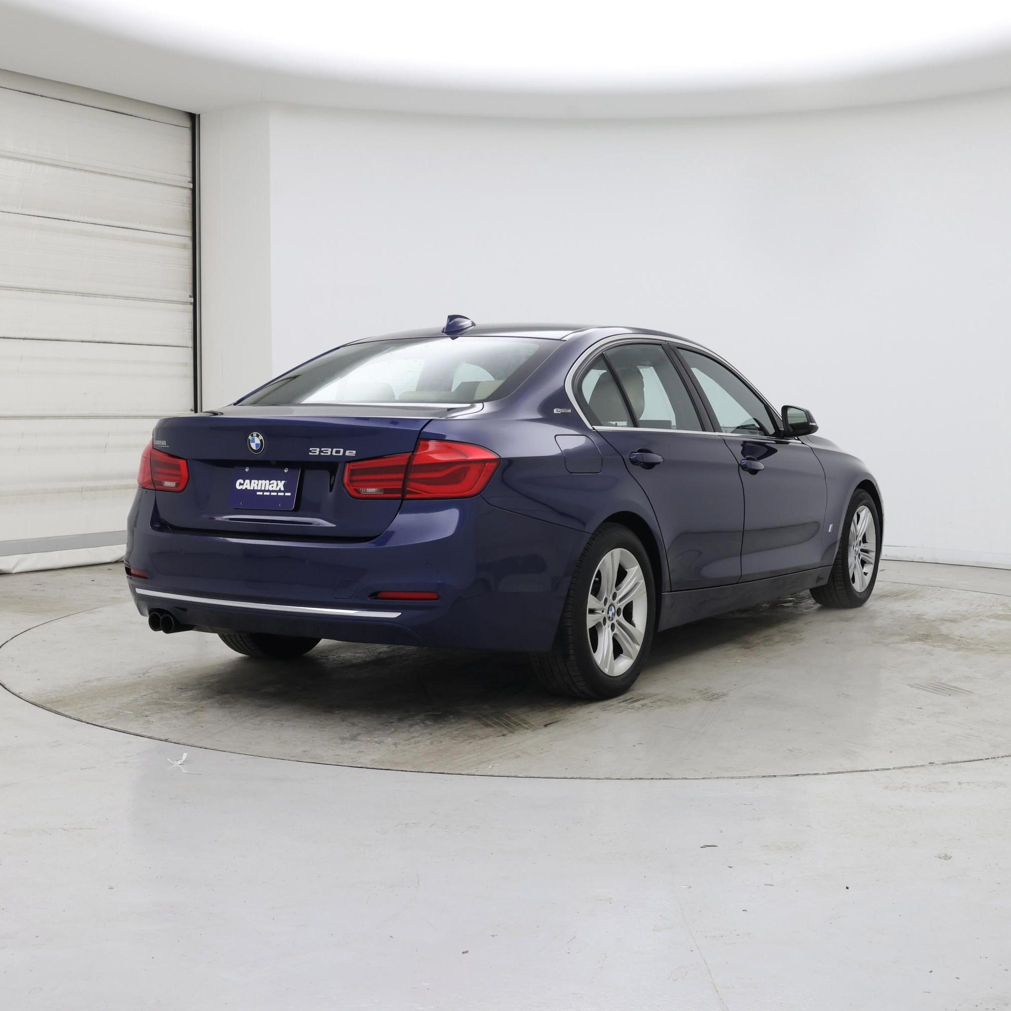 Thumbnail: 2018 BMW 3 Series - 8