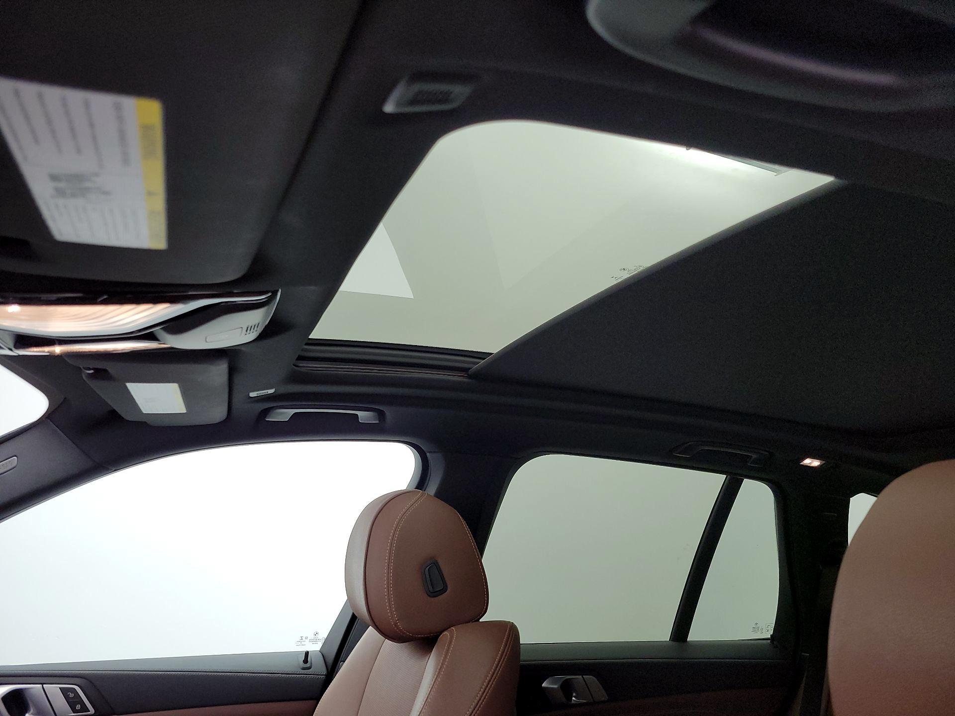 Thumbnail: 2020 BMW X5 - 20