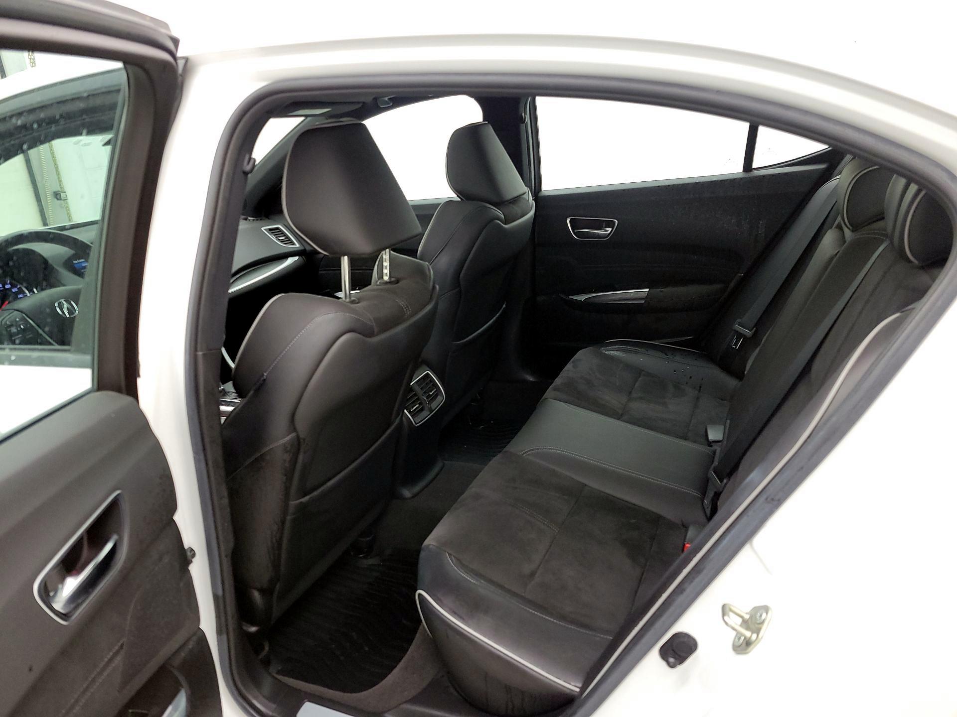 Thumbnail: 2020 Acura TLX - 20