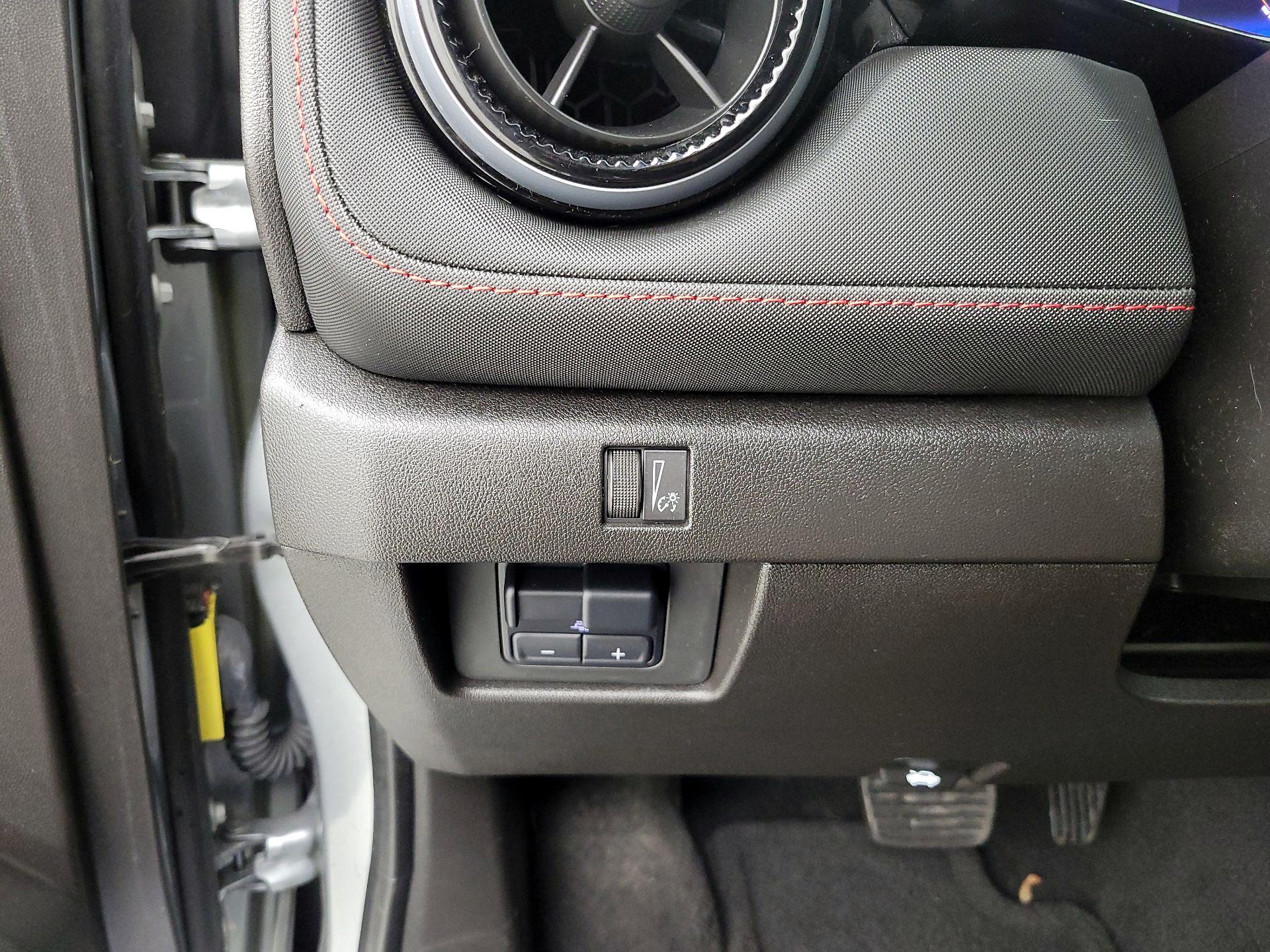 Thumbnail: 2024 Chevrolet Colorado - 13