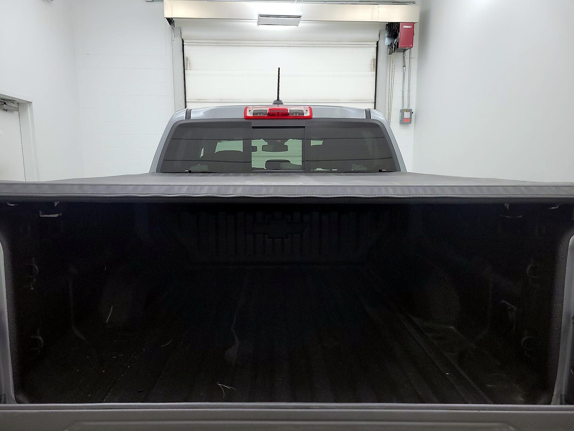 Thumbnail: 2024 Chevrolet Colorado - 20