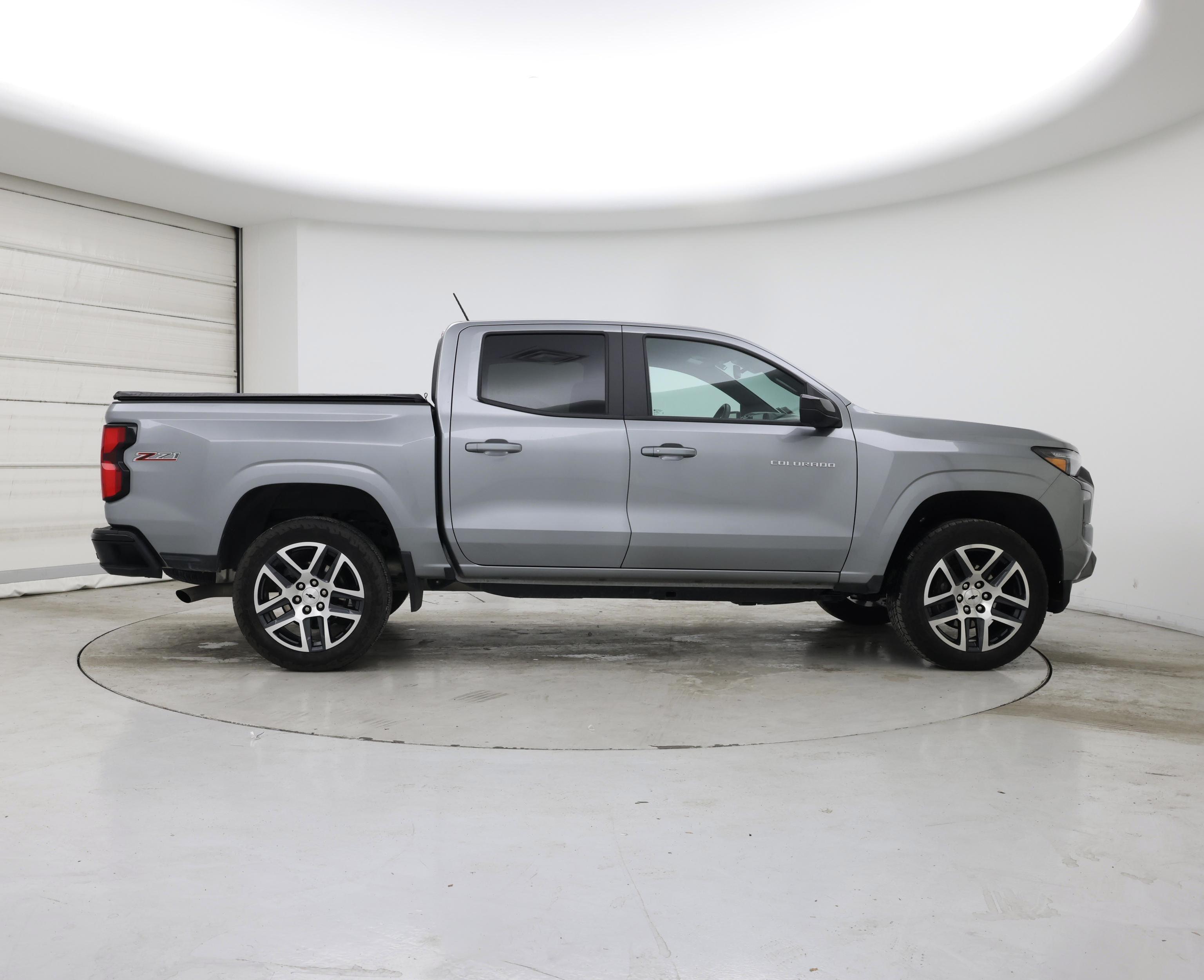 Thumbnail: 2024 Chevrolet Colorado - 7