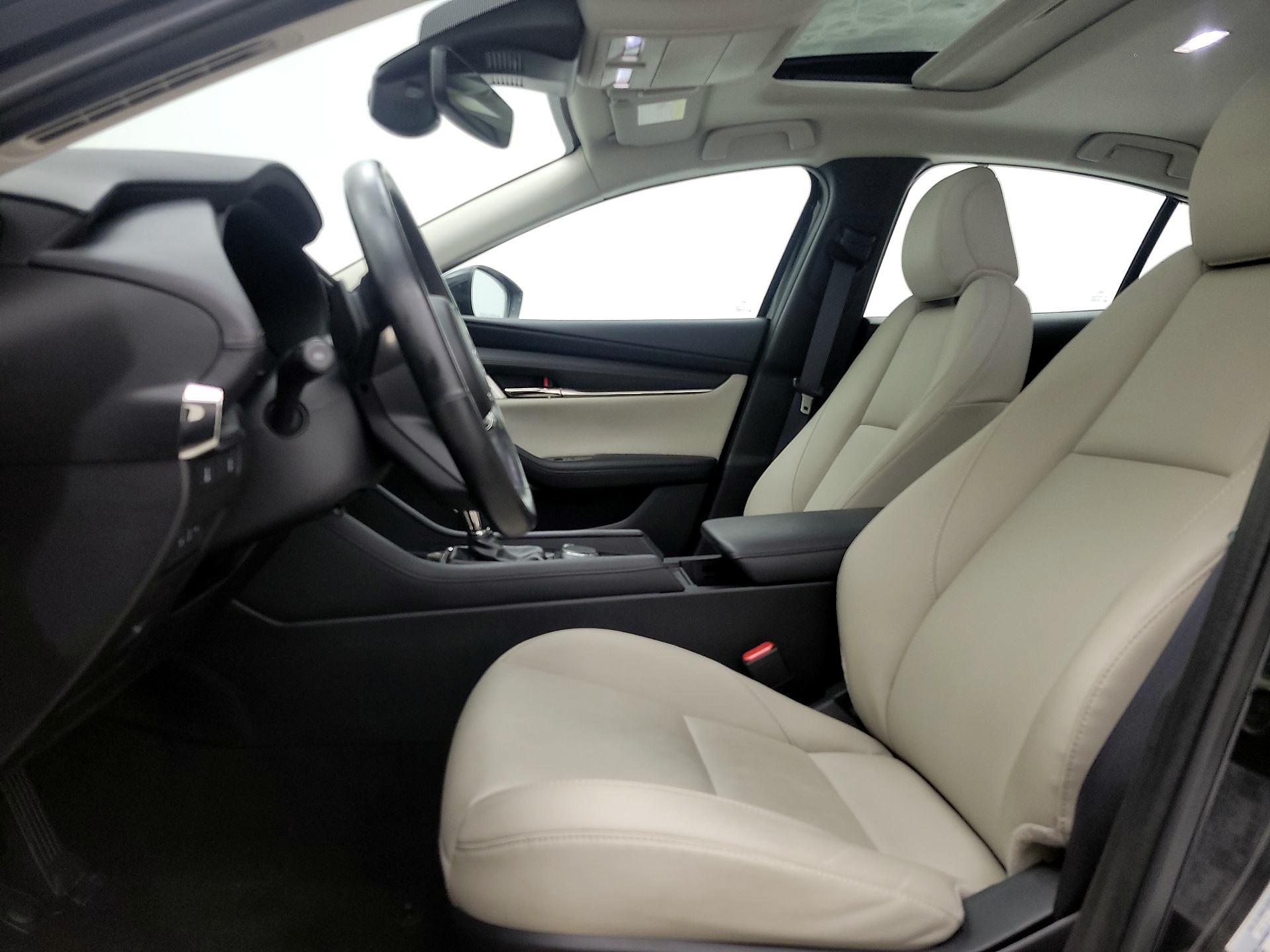 Thumbnail: 2022 Mazda Mazda3 - 11