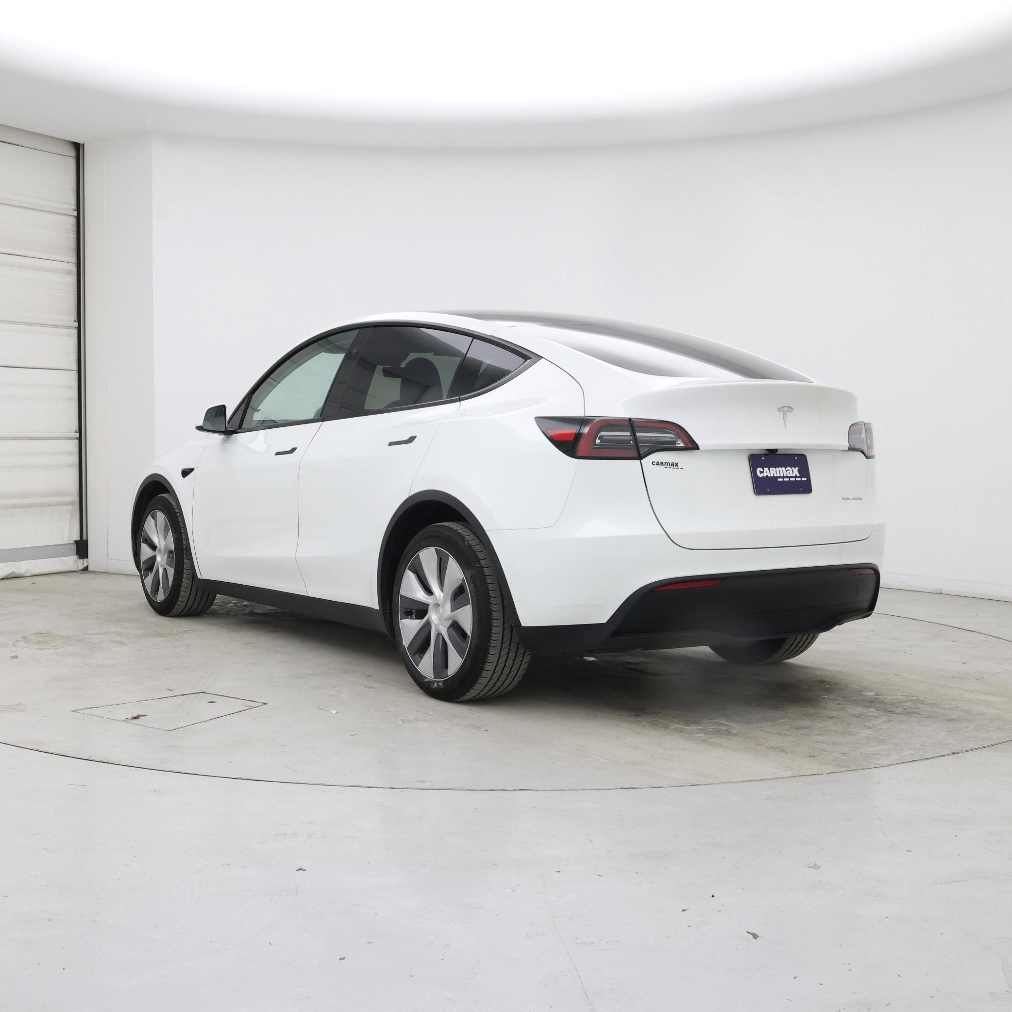 Thumbnail: 2023 Tesla Model Y - 2