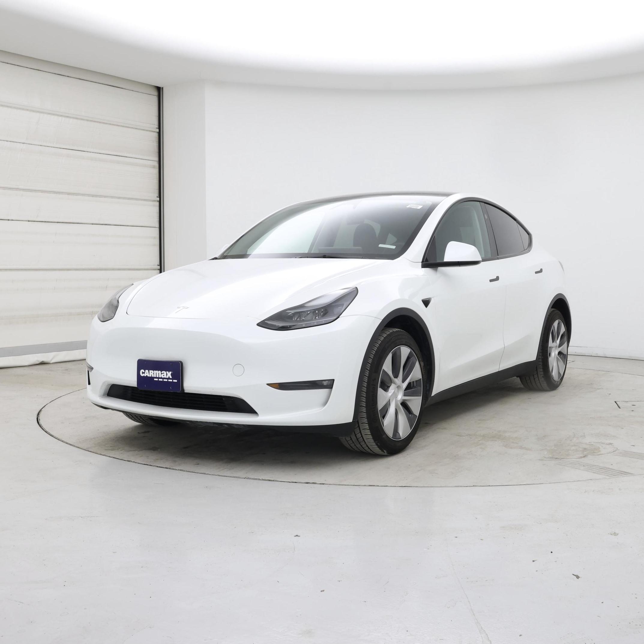 Thumbnail: 2023 Tesla Model Y - 4