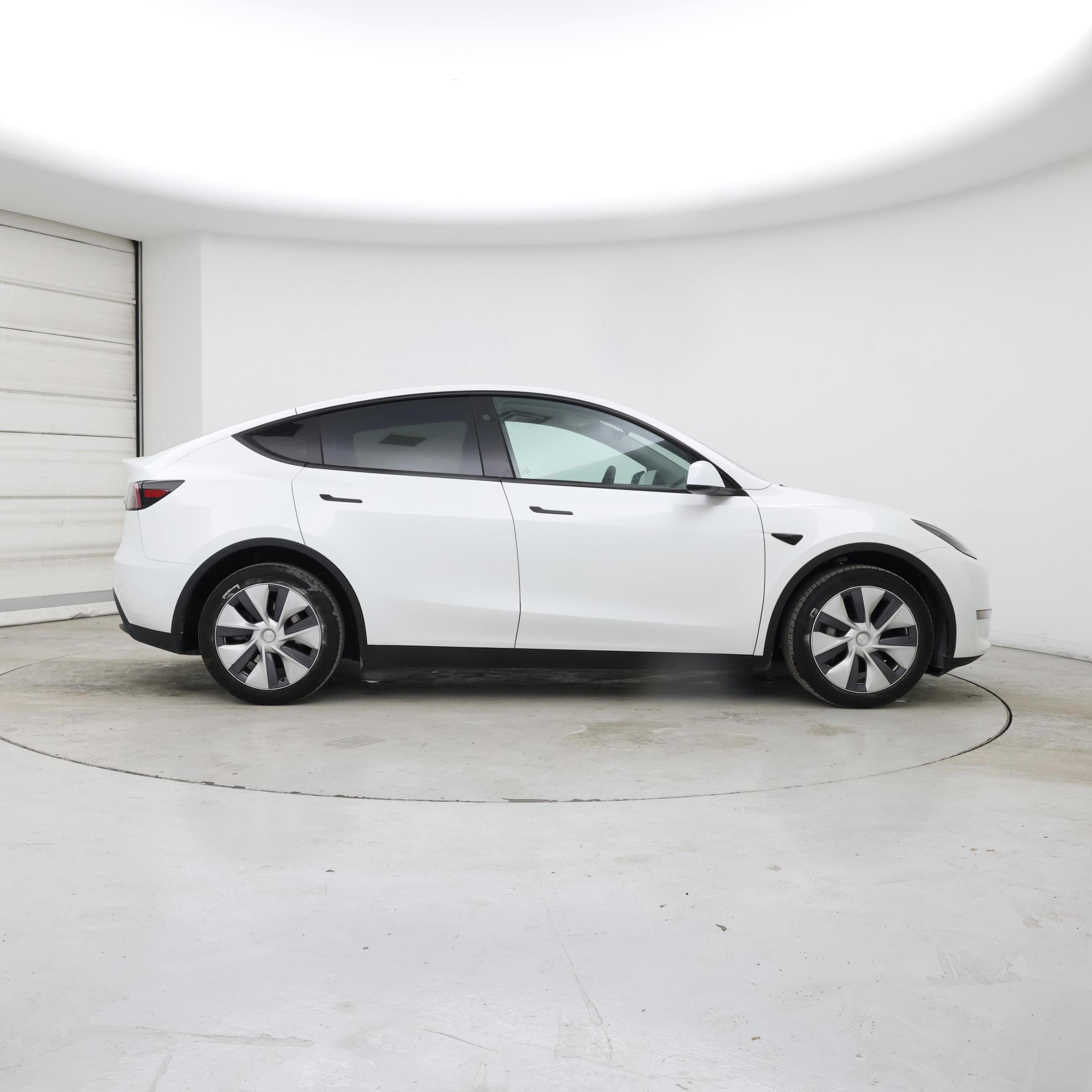 Thumbnail: 2023 Tesla Model Y - 7