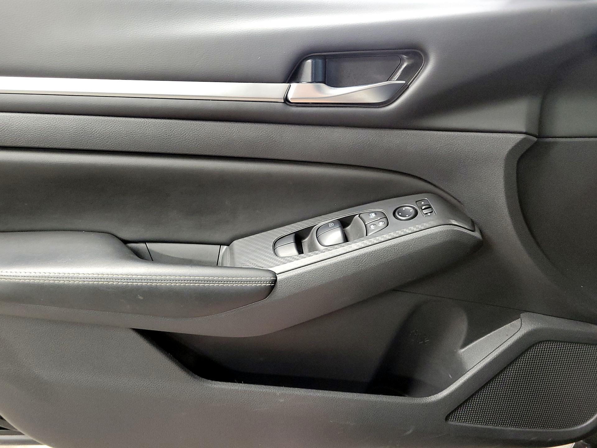 Thumbnail: 2022 Nissan Altima - 12