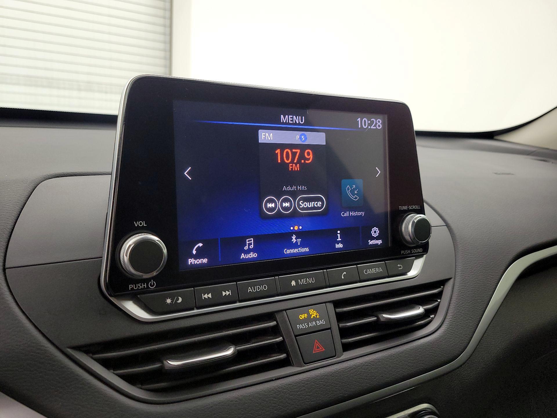 Thumbnail: 2022 Nissan Altima - 15