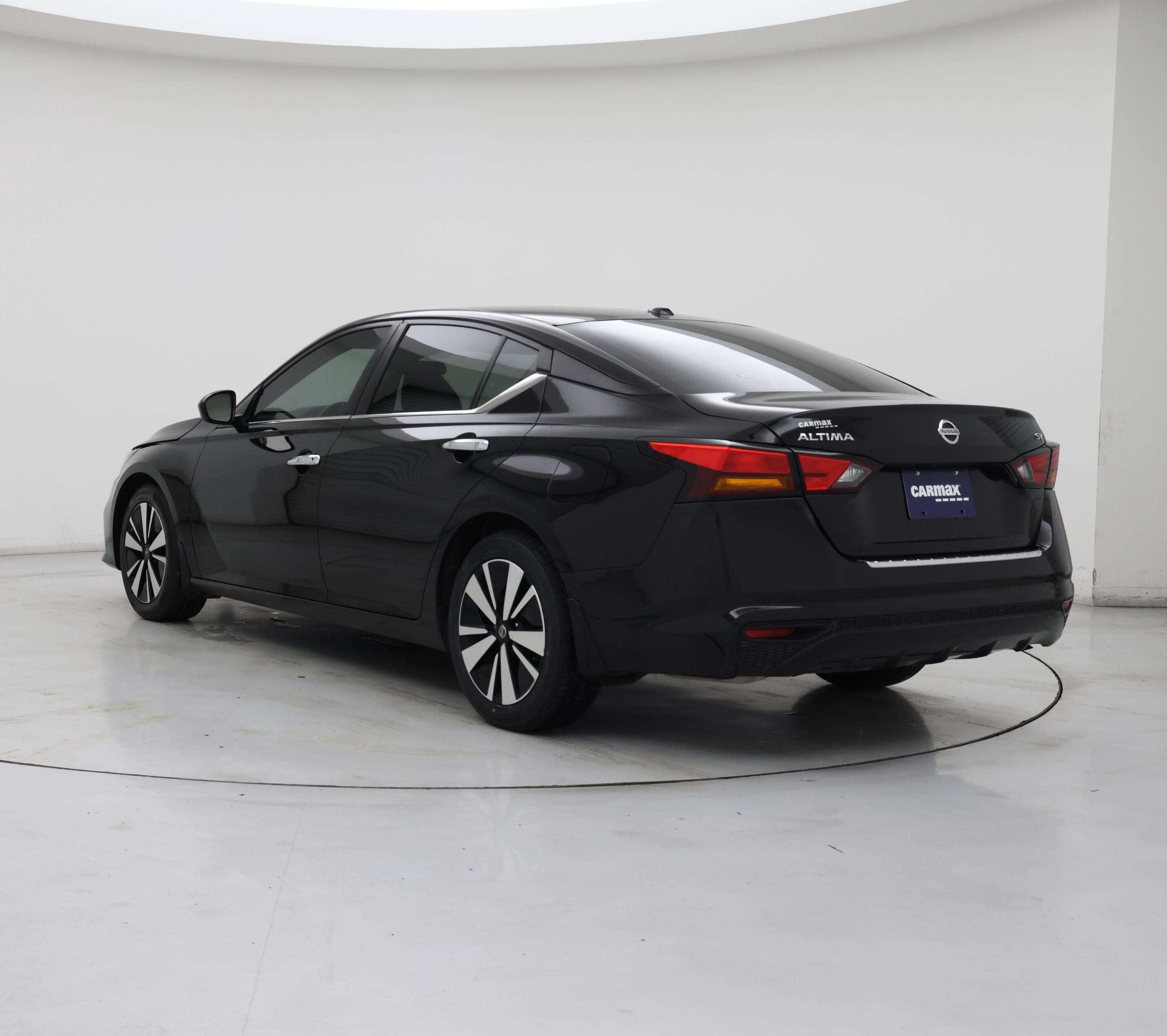 Thumbnail: 2022 Nissan Altima - 2