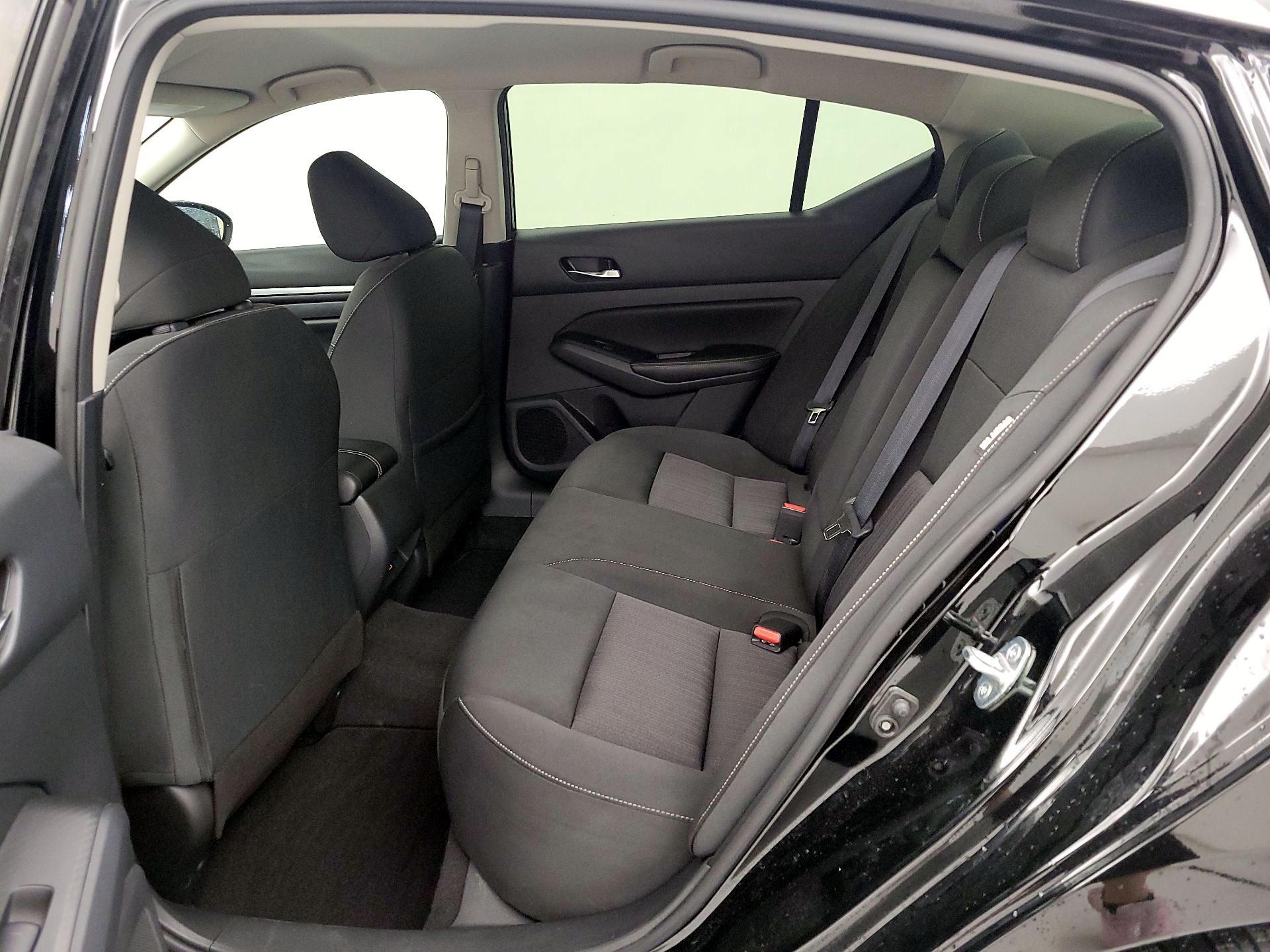 Thumbnail: 2022 Nissan Altima - 19