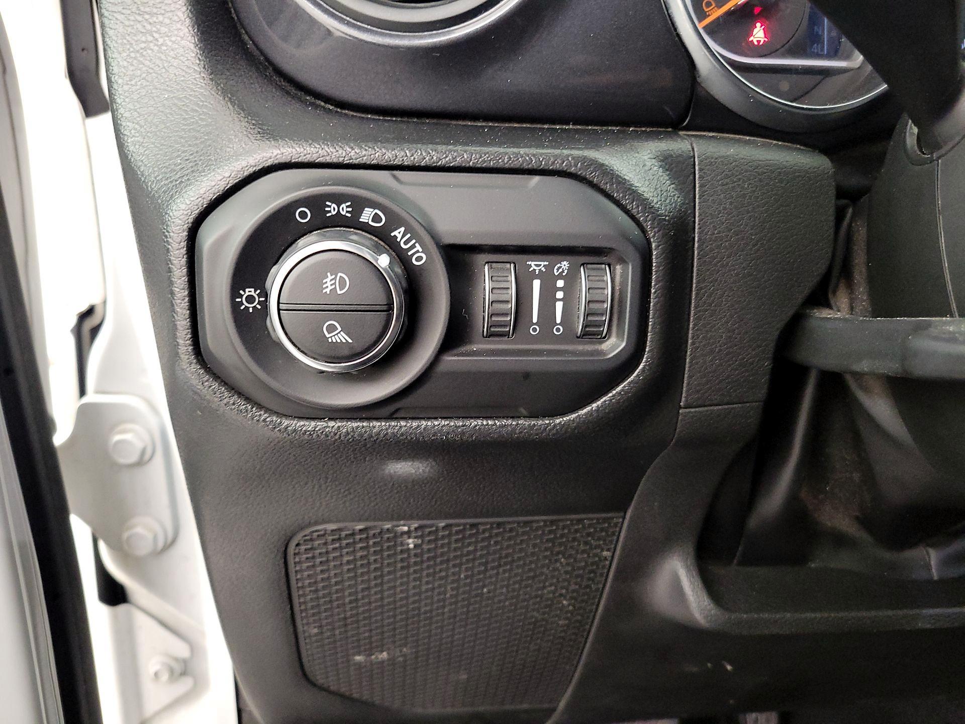 Thumbnail: 2022 Jeep Gladiator - 13