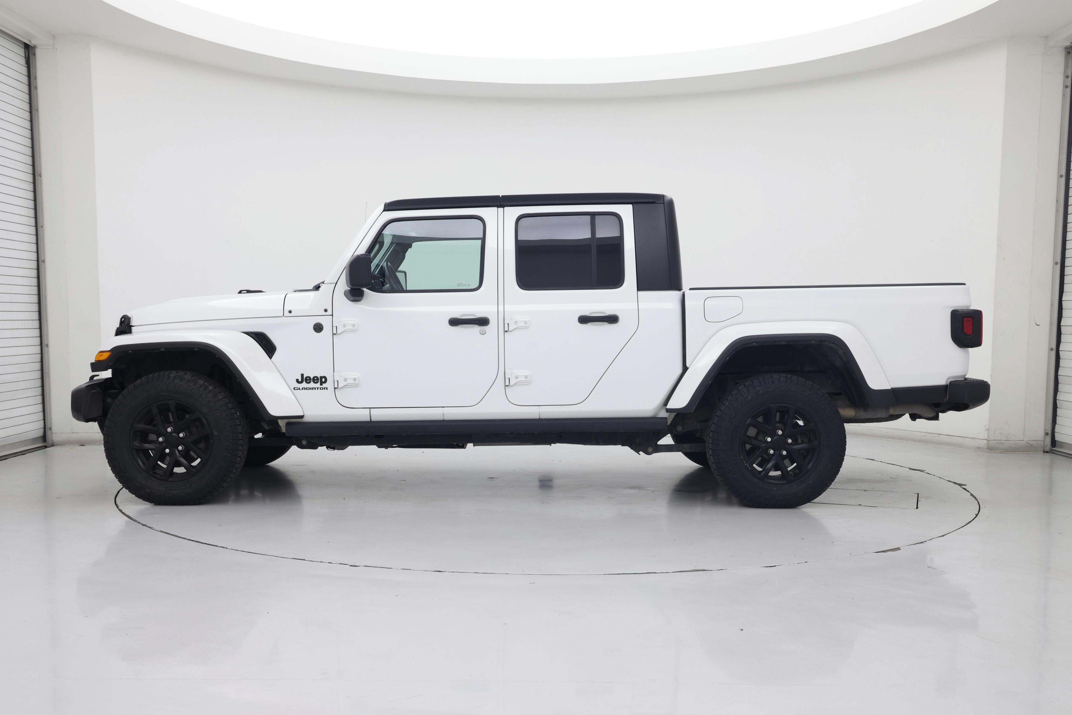 Thumbnail: 2022 Jeep Gladiator - 3