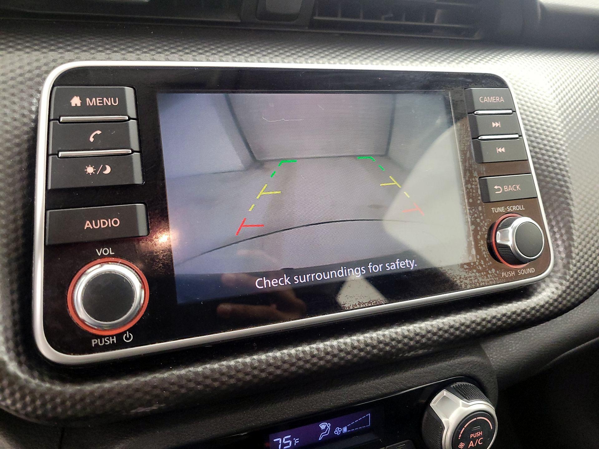 Thumbnail: 2020 Nissan Kicks - 13