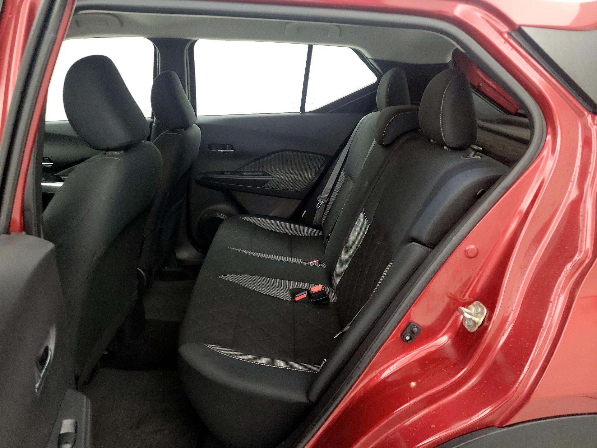 Thumbnail: 2020 Nissan Kicks - 18