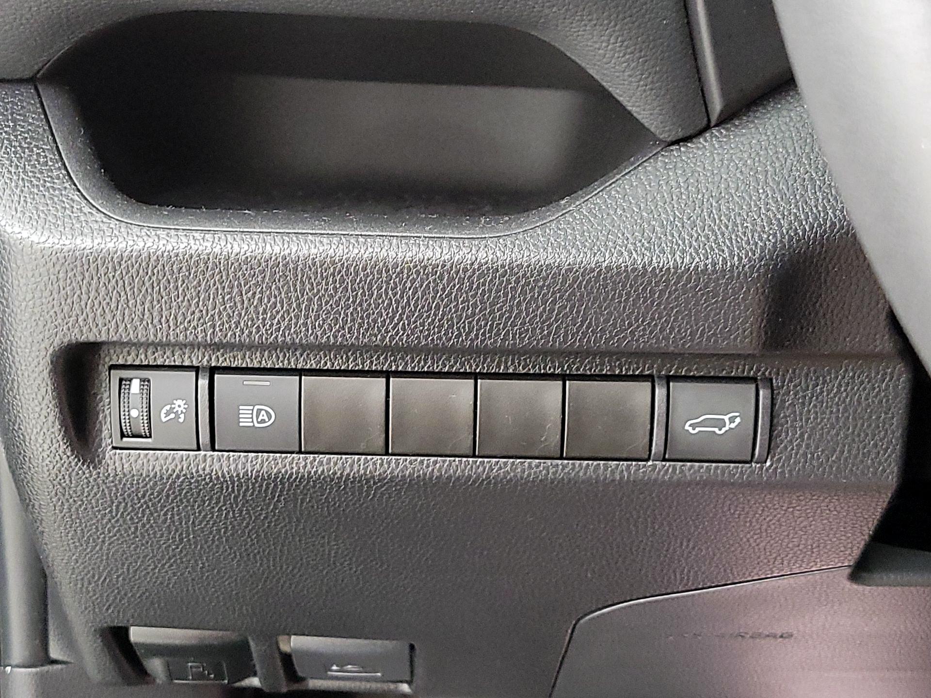 Thumbnail: 2024 Toyota RAV4 - 13