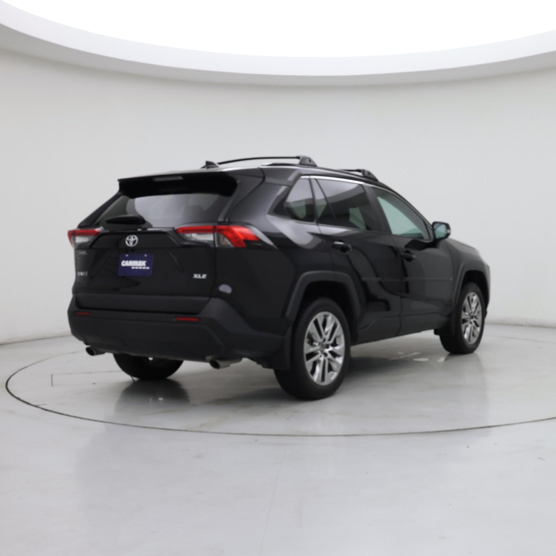 Thumbnail: 2024 Toyota RAV4 - 8