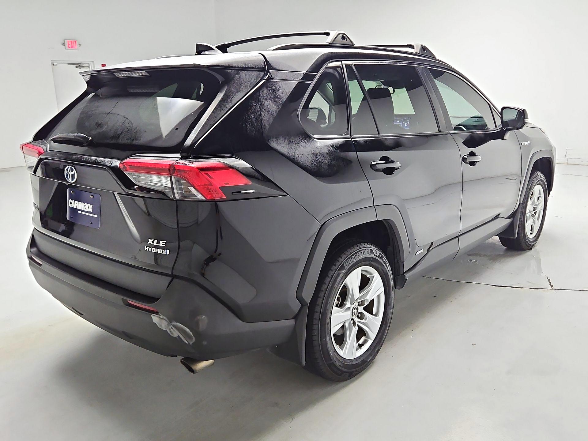 Thumbnail: 2021 Toyota RAV4 - 5