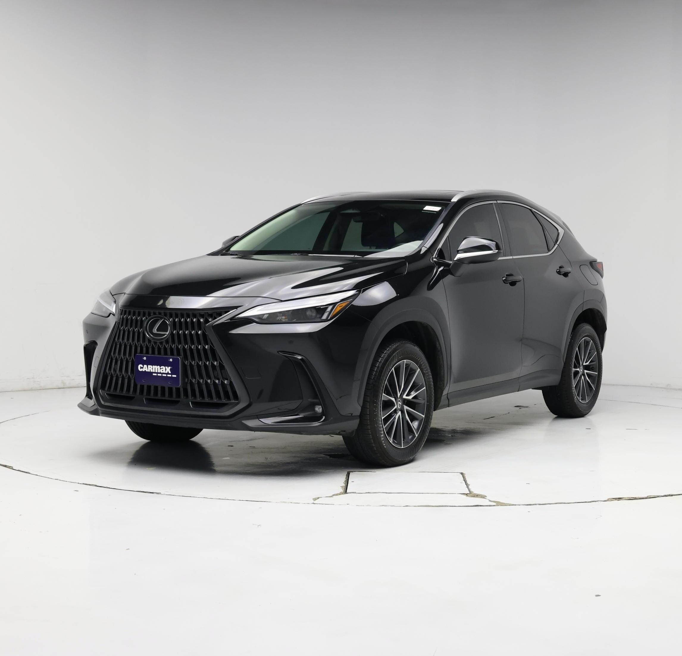 Thumbnail: 2025 Lexus NX - 4