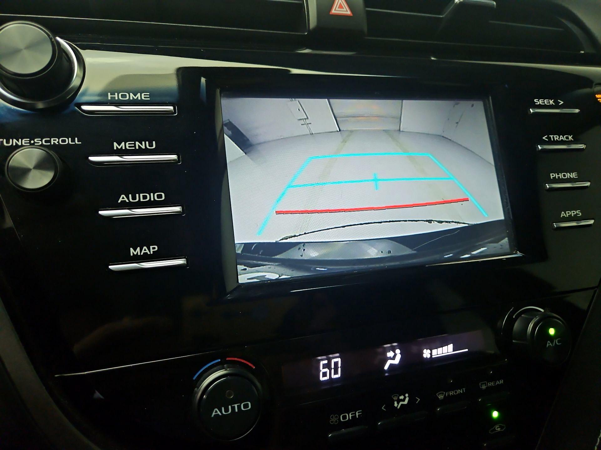 Thumbnail: 2019 Toyota Camry - 14