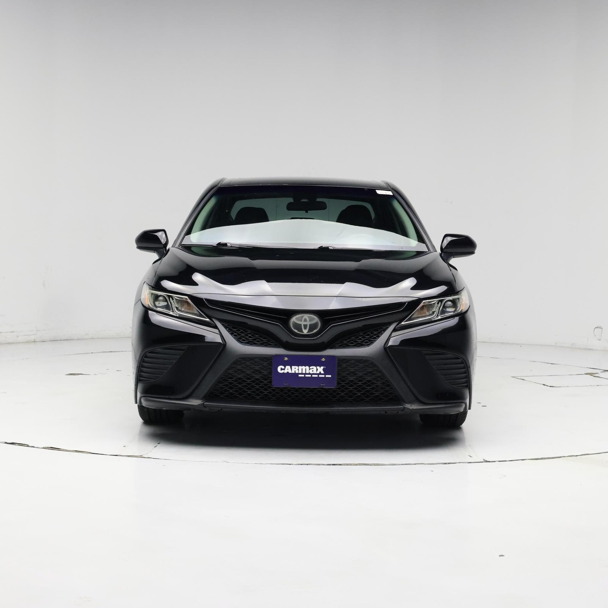 Thumbnail: 2019 Toyota Camry - 5