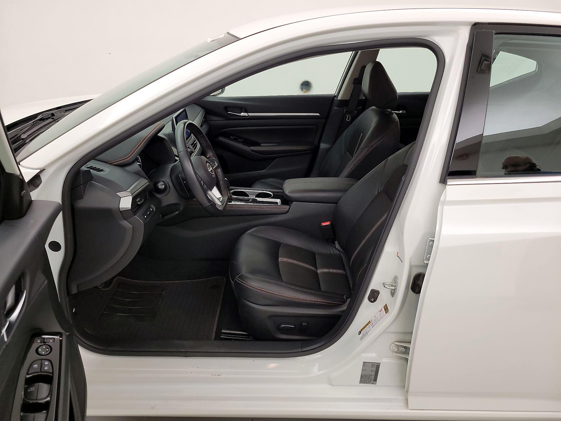 Thumbnail: 2024 Nissan Altima - 11