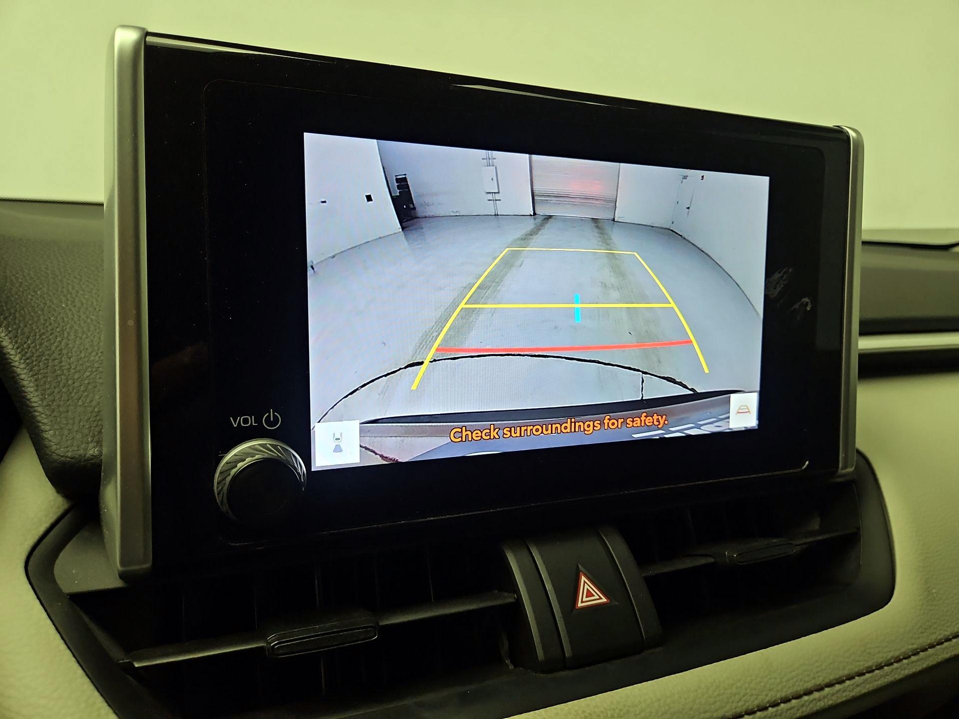 Thumbnail: 2023 Toyota RAV4 - 14