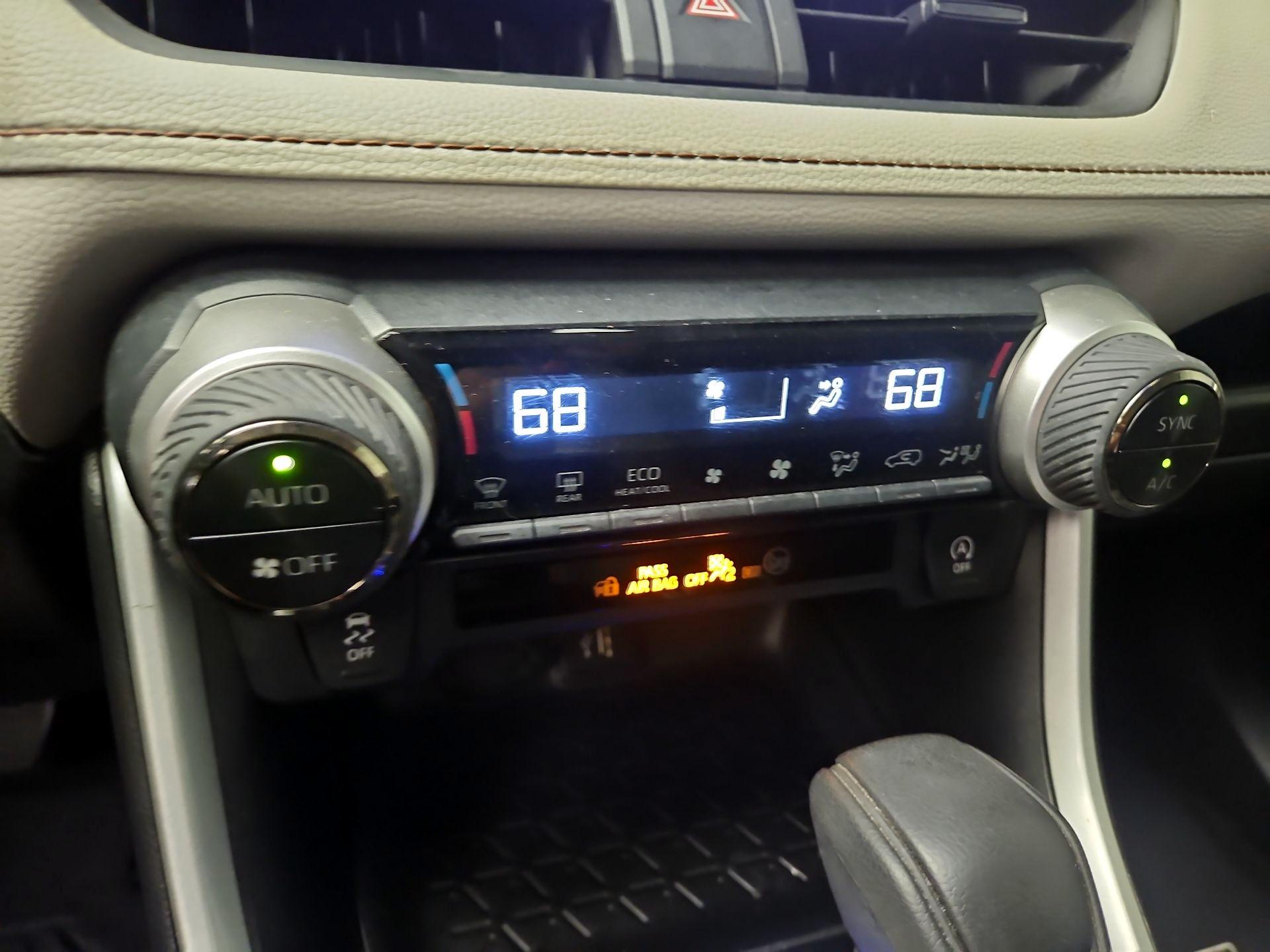 Thumbnail: 2023 Toyota RAV4 - 16