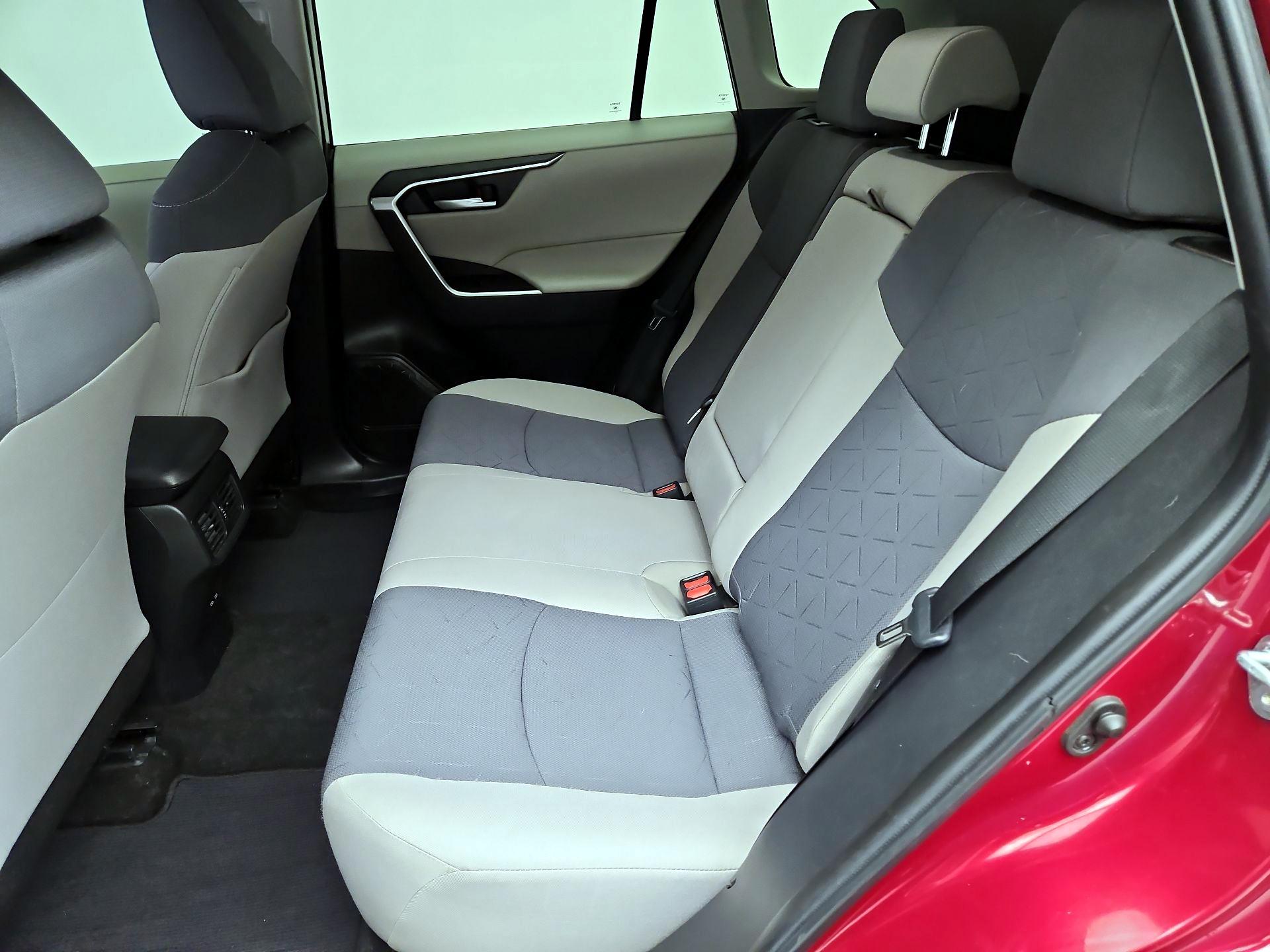 Thumbnail: 2023 Toyota RAV4 - 19