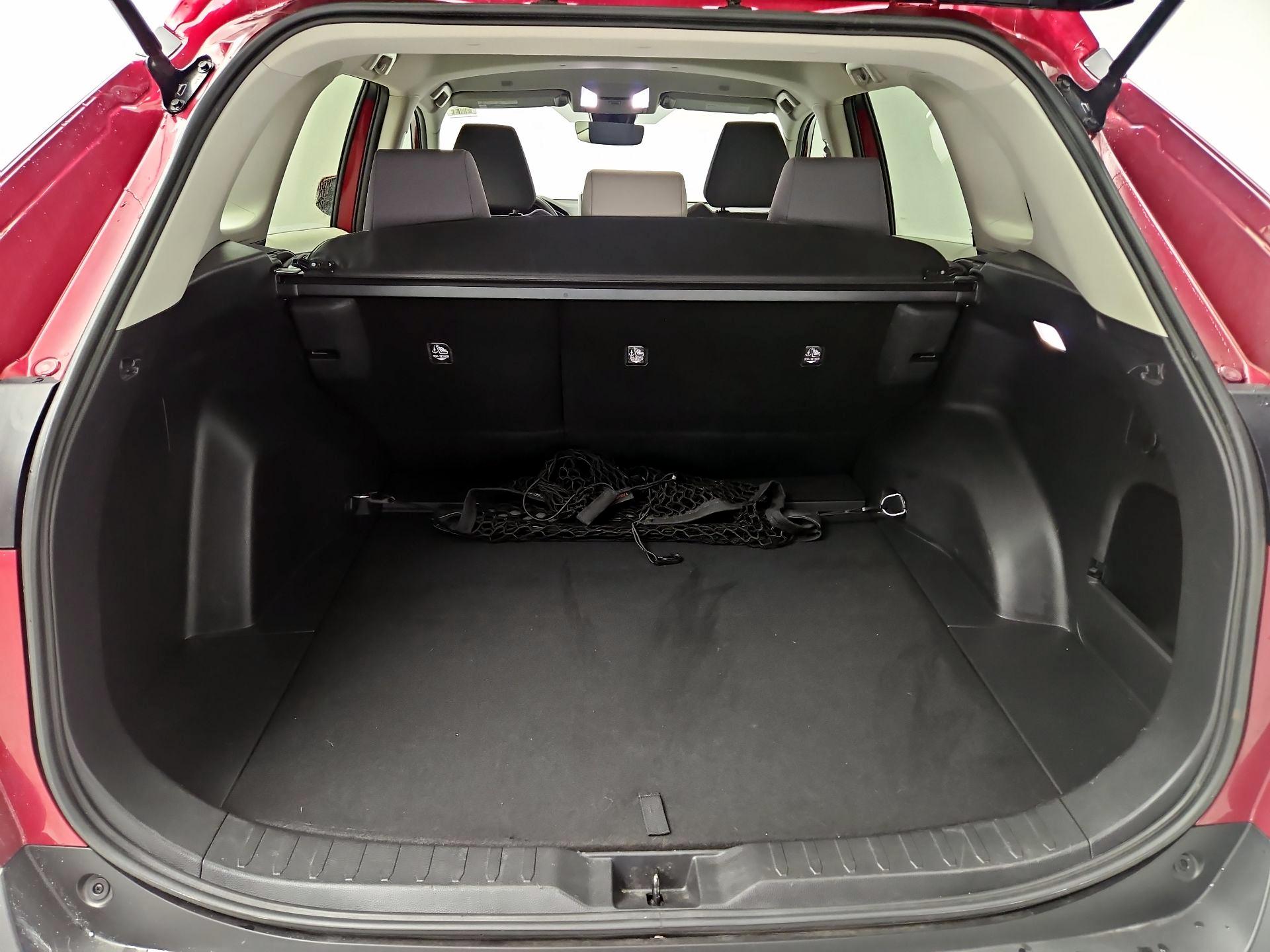 Thumbnail: 2023 Toyota RAV4 - 20