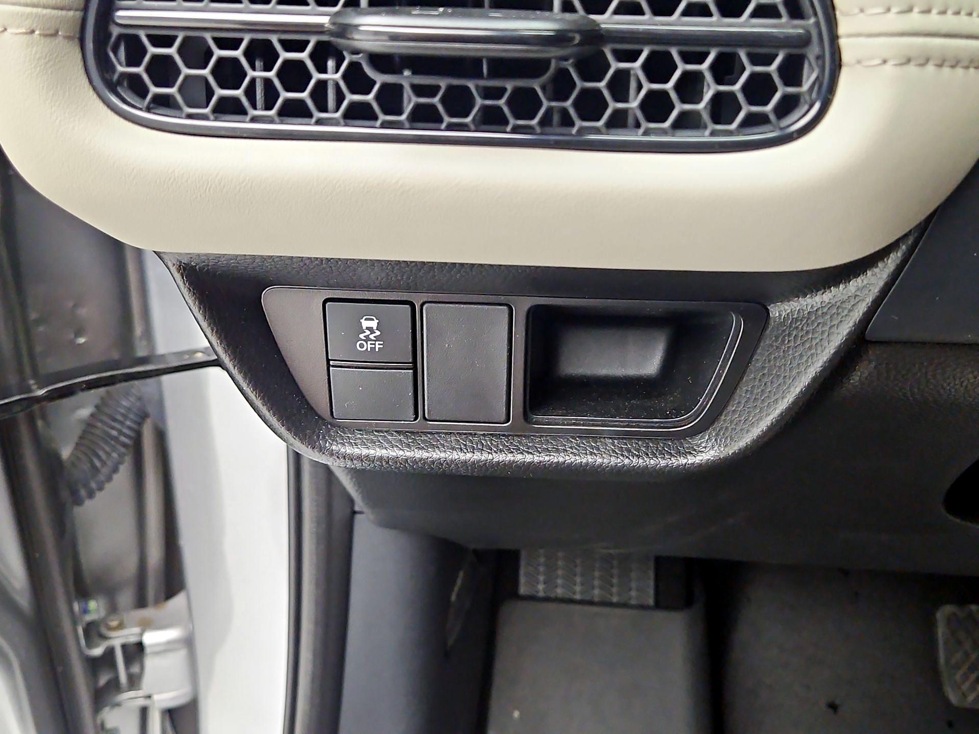 Thumbnail: 2025 Honda HR-V - 13