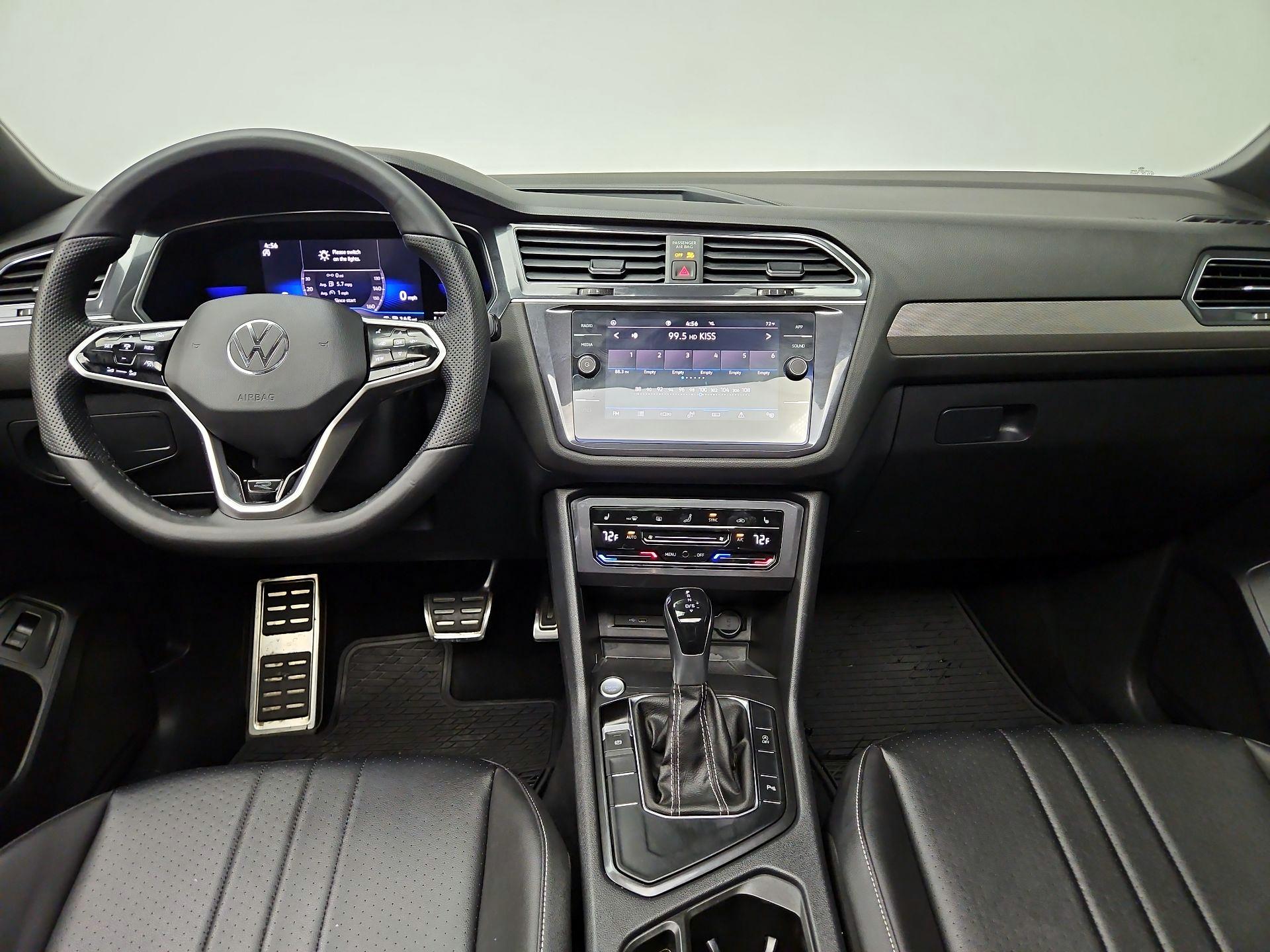 Thumbnail: 2022 Volkswagen Tiguan - 9